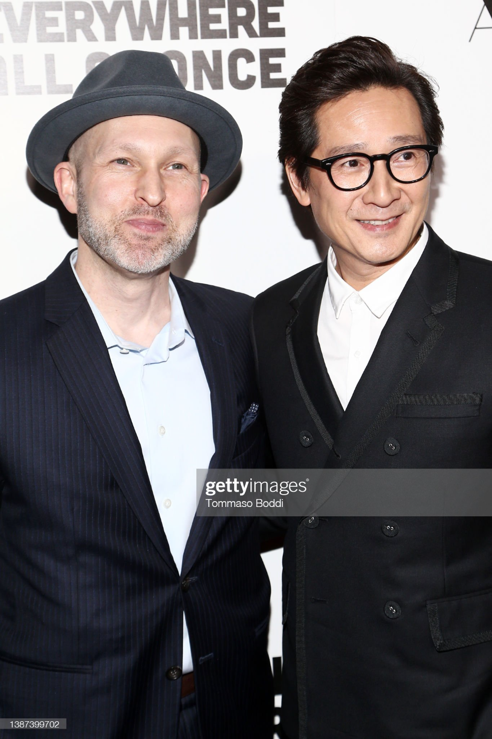 1000x1500  Джефф Коэн и Ке Хуи Куан посещают премьеру A24 \ "Все ... | Премьера, Getty Images, Photo