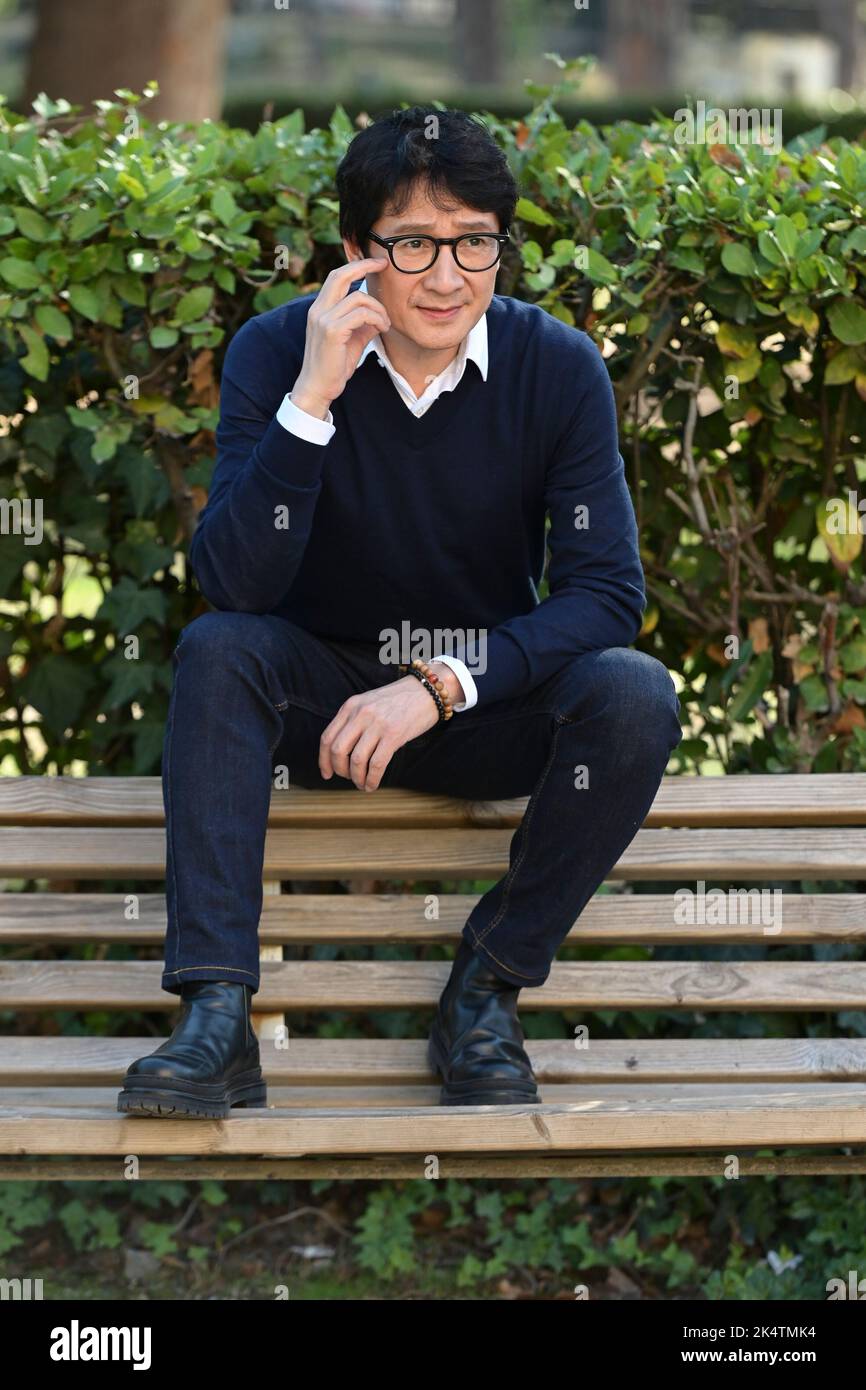 866x1390  Как детский актер, который играл в короткий раунд, покинул бизнес, затем вернулся | Пролива времена