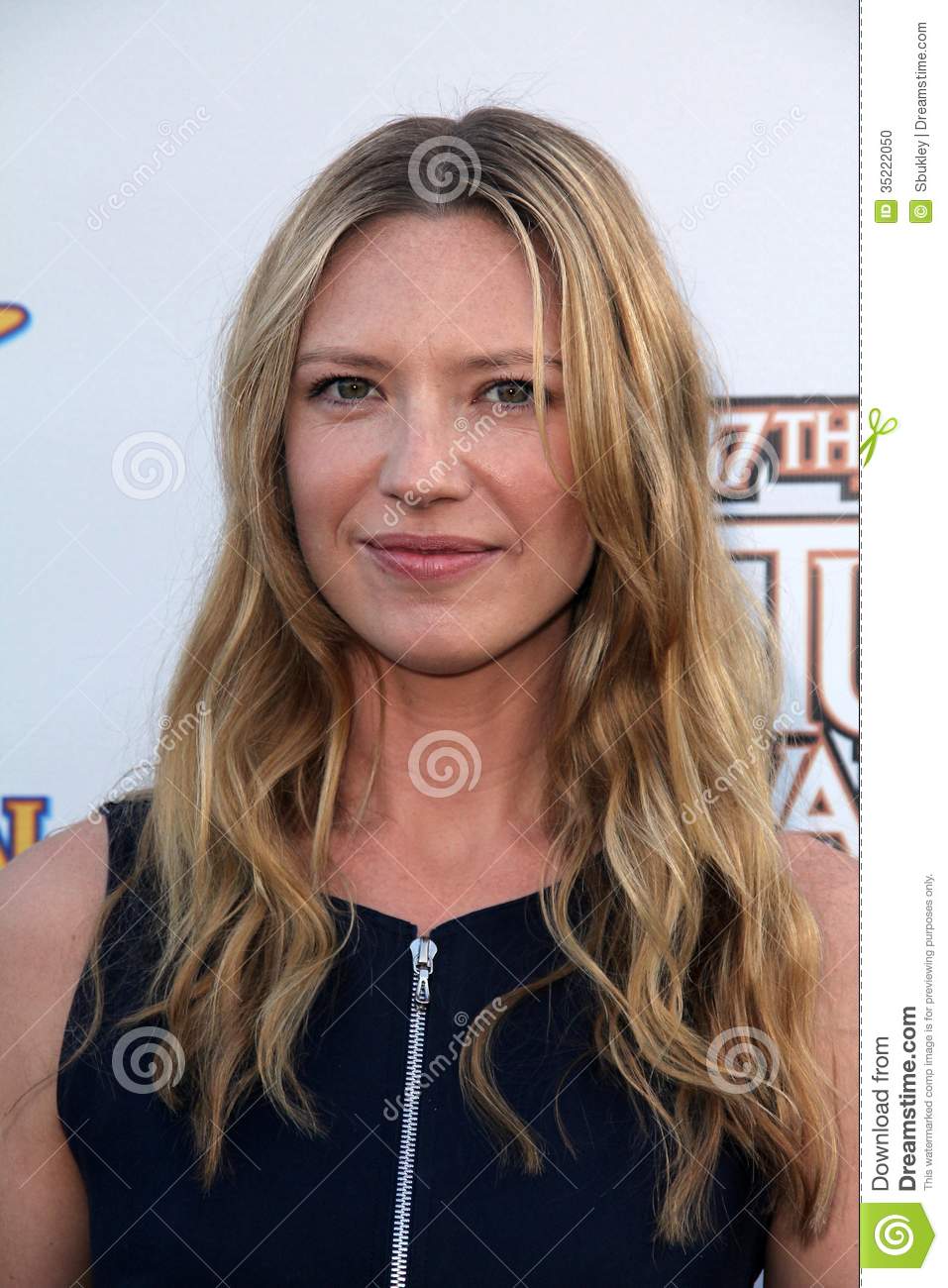 957x1300  4500x5500 Анна Торв в последнем из США 4500x5500 Обои для разрешения, HD -сериал 4K обои, изображения, фотографии и фон - обои.