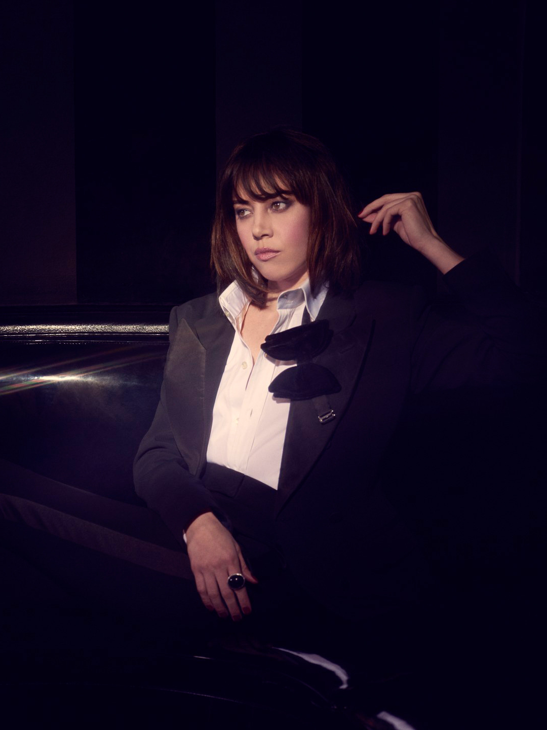 1080x1440  1242x2688 Aubrey Plaza Model iPhone XS Max HD 4K обои, изображения, фоны, фотографии и картинки