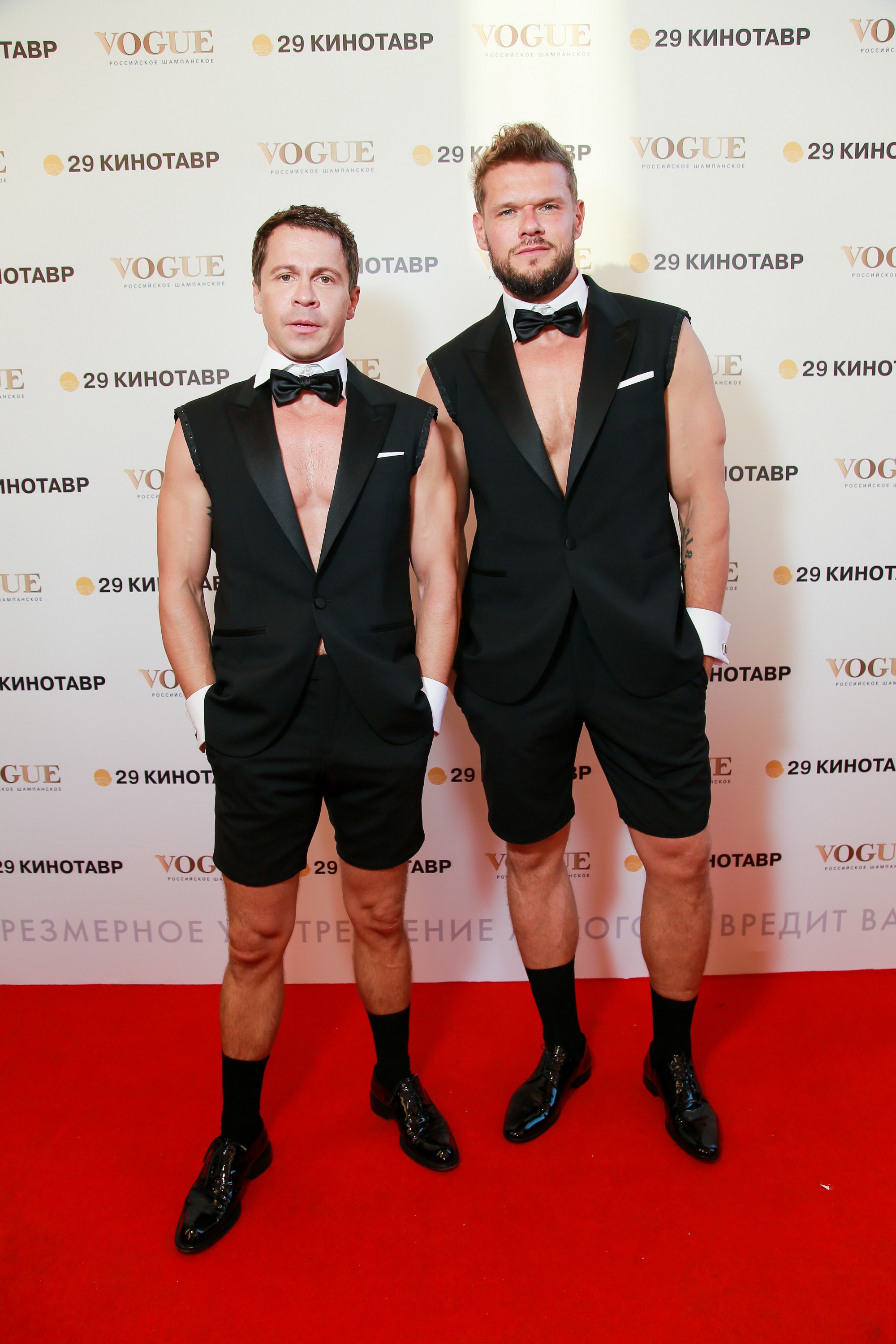 2000x3000  Павел Деревянко стал одеваться как Сергей Шнуров - 7Дней.ру