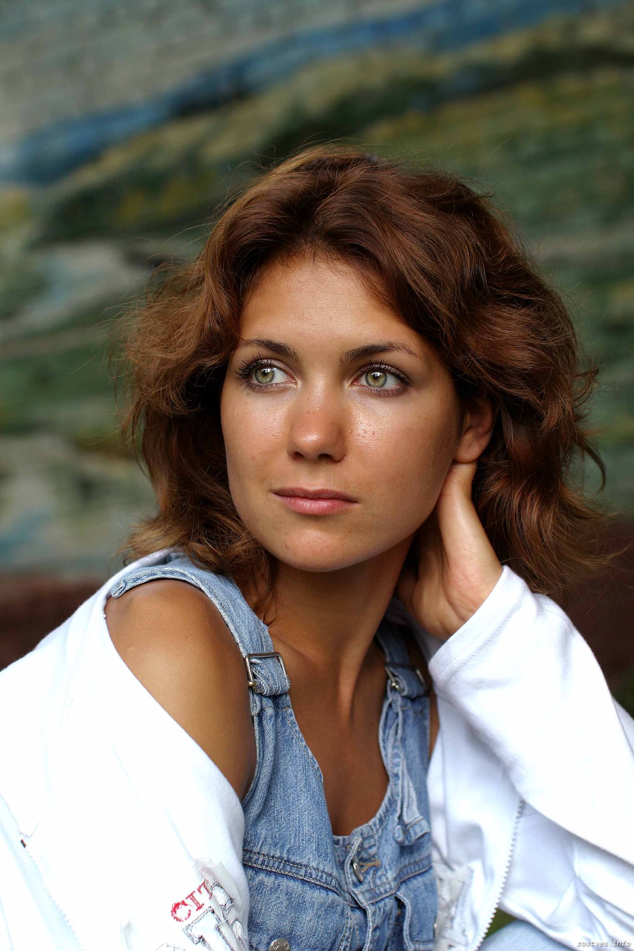 2048x3072  Екатерина Климова: Остаюсь собой