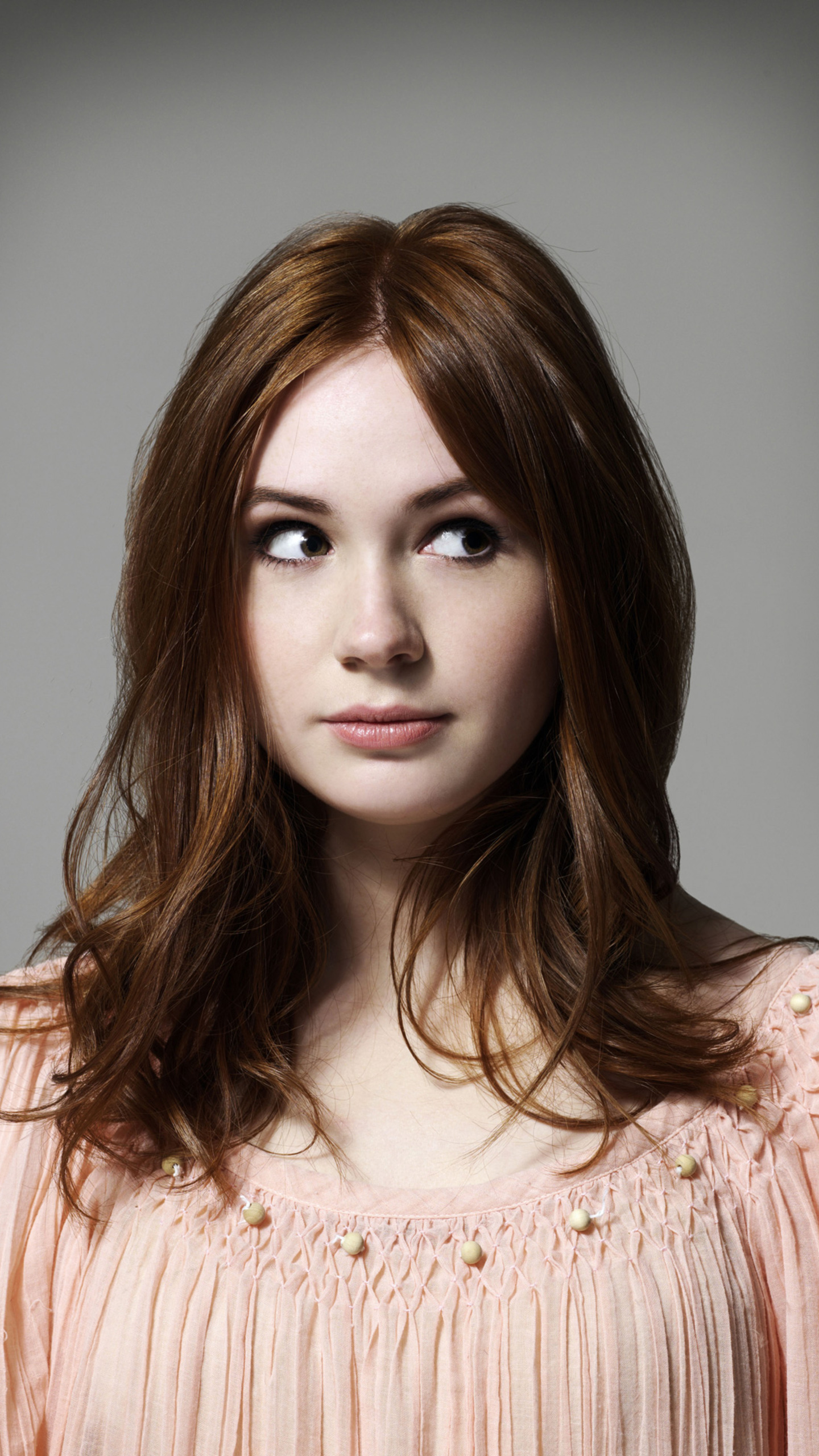 1440x2560  Скачать обои 1440x2960 ​​Karen Gillan, Red Head, великолепная, 2018, Samsung Galaxy S8, Samsung Galaxy S8 Plus, 1440x2960 ​​HD, 5304