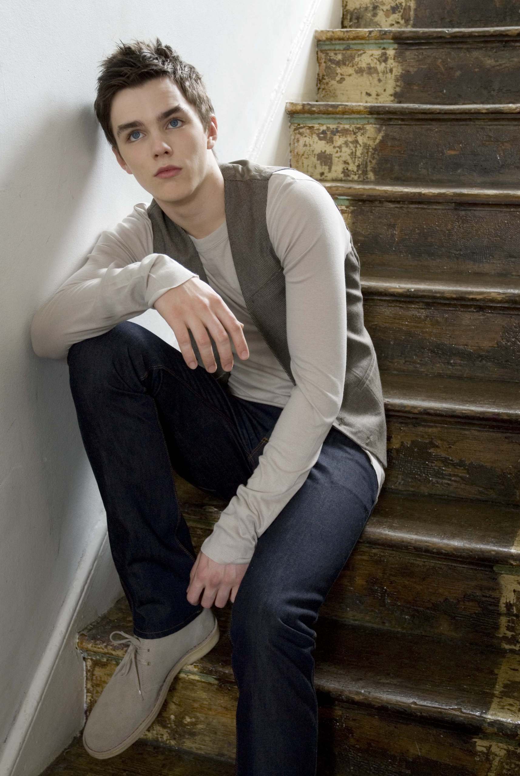 1714x2560  Николас Холт PNG Images | Pngegg