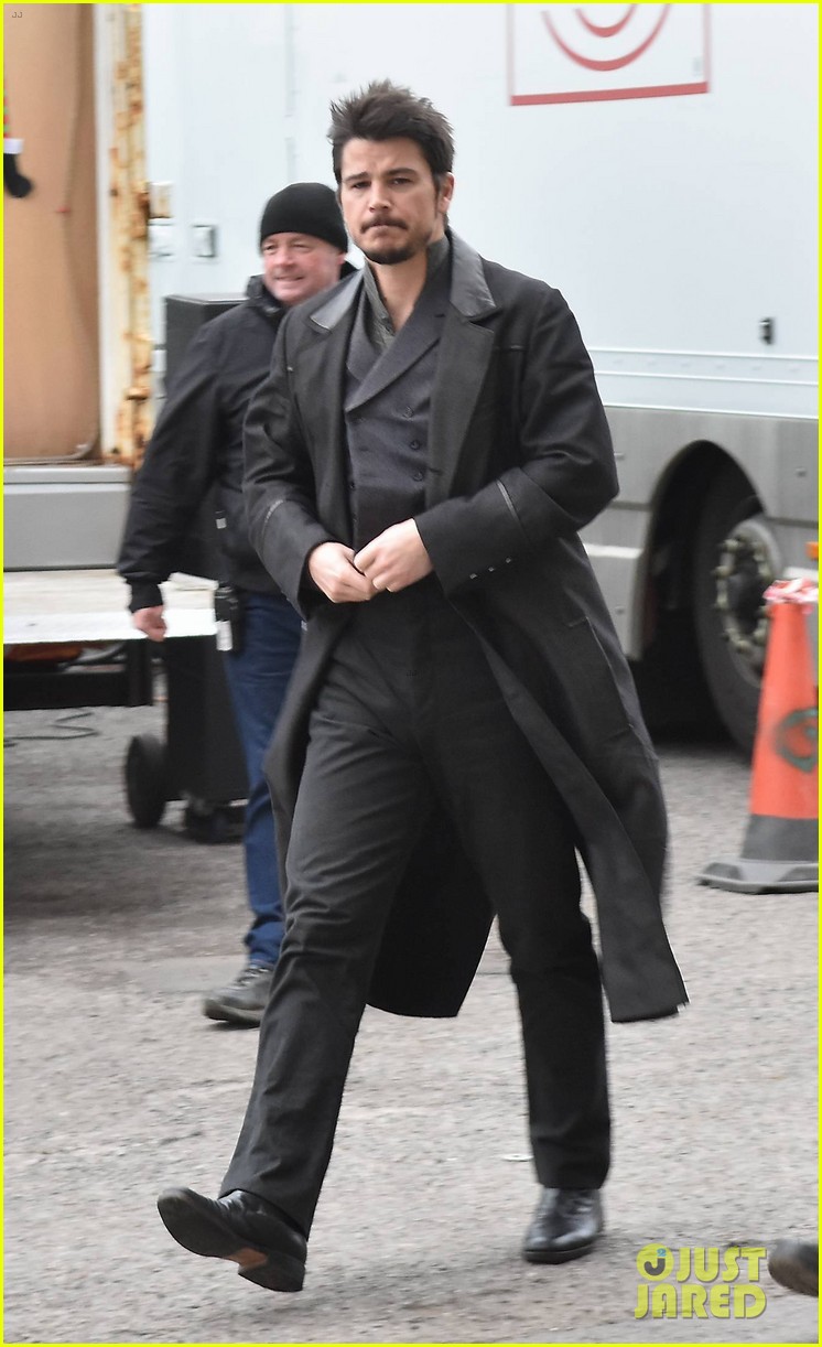 746x1222  Джош Хартнетт: Barefoot Beach Rolll! - Джош Хартнетт Фото (30407019) - Fanpop