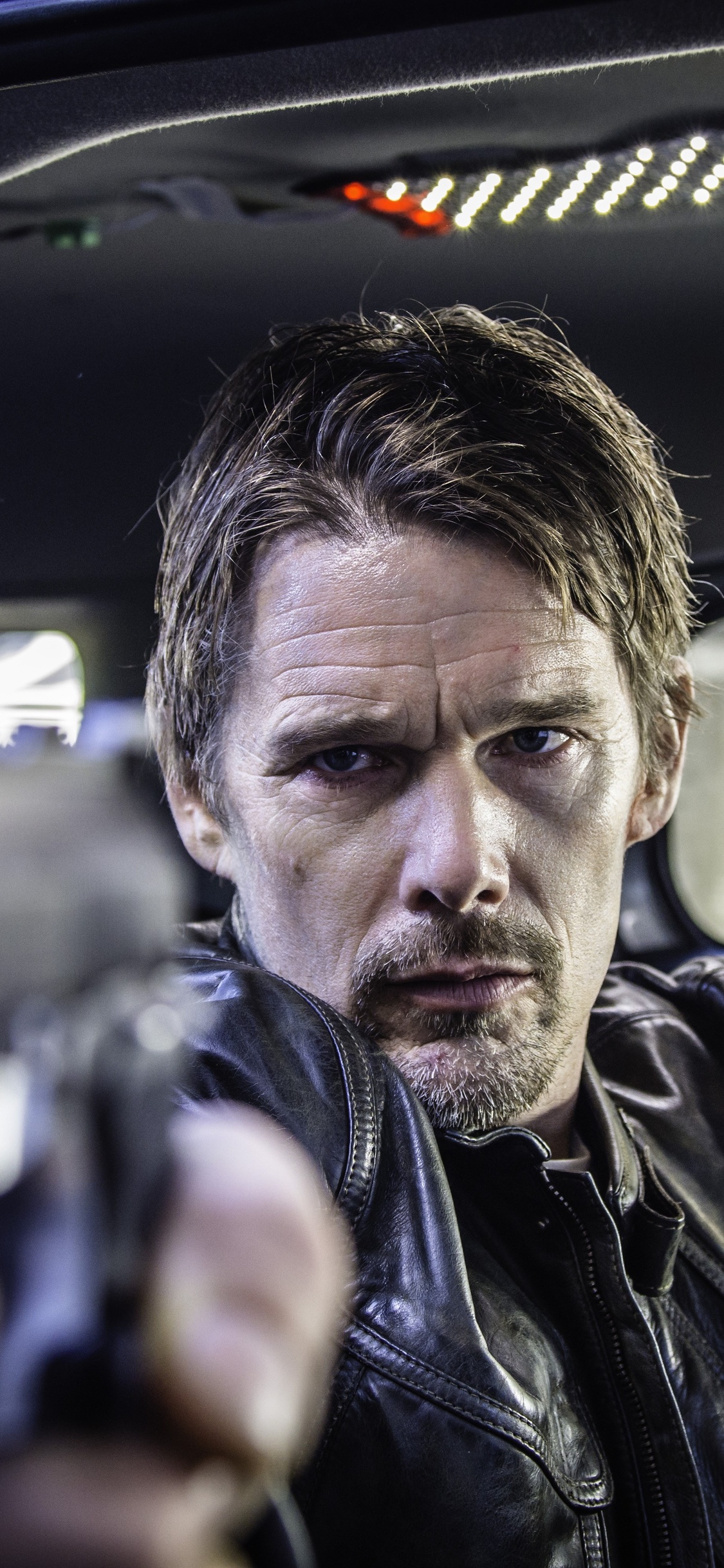 1125x2436  Ethan Hawke iPhone обои бесплатно скачать бесплатно