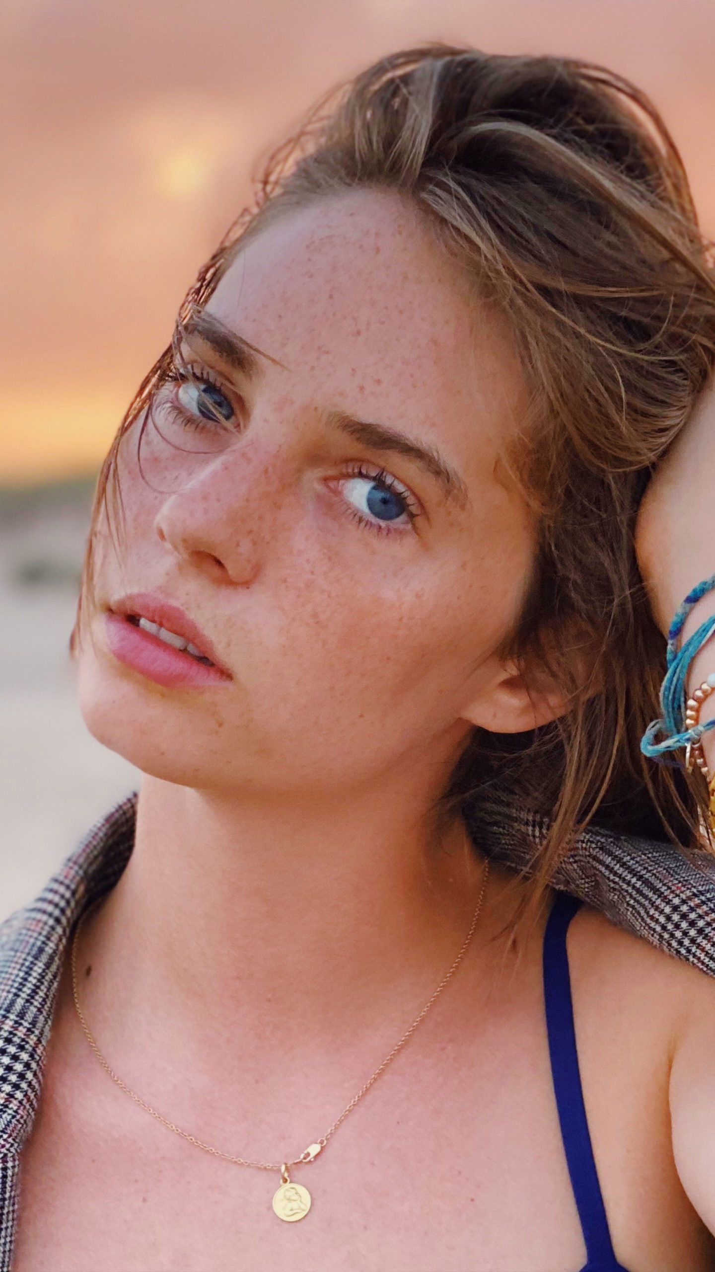 1440x2560  Этан Хоук на Moon Knight, Marvel и выполнение \ "Viking Acid \" с Willem Dafoe | Британский GQ