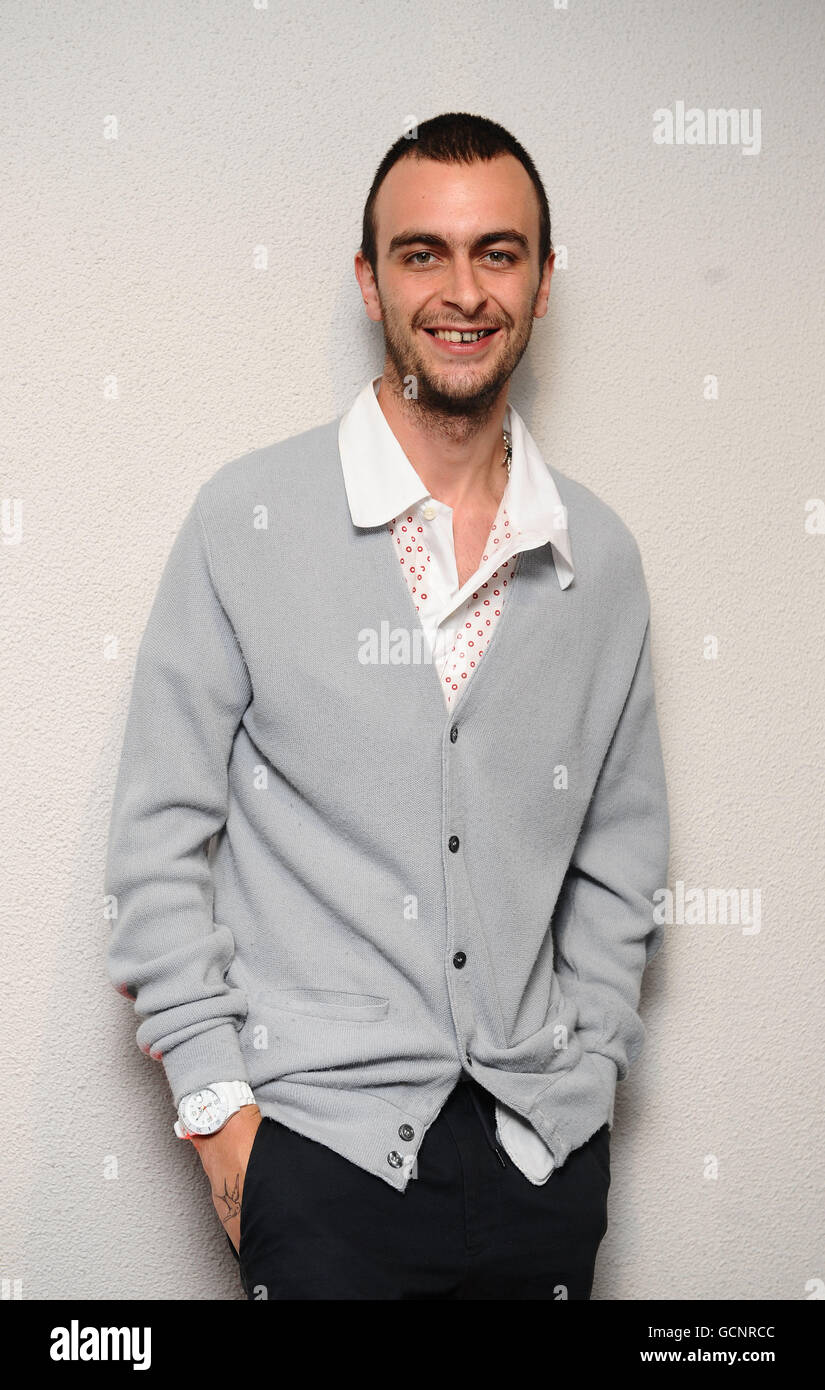 825x1390  Стр. 16 | Джозеф для HD обоев | Pxfuel