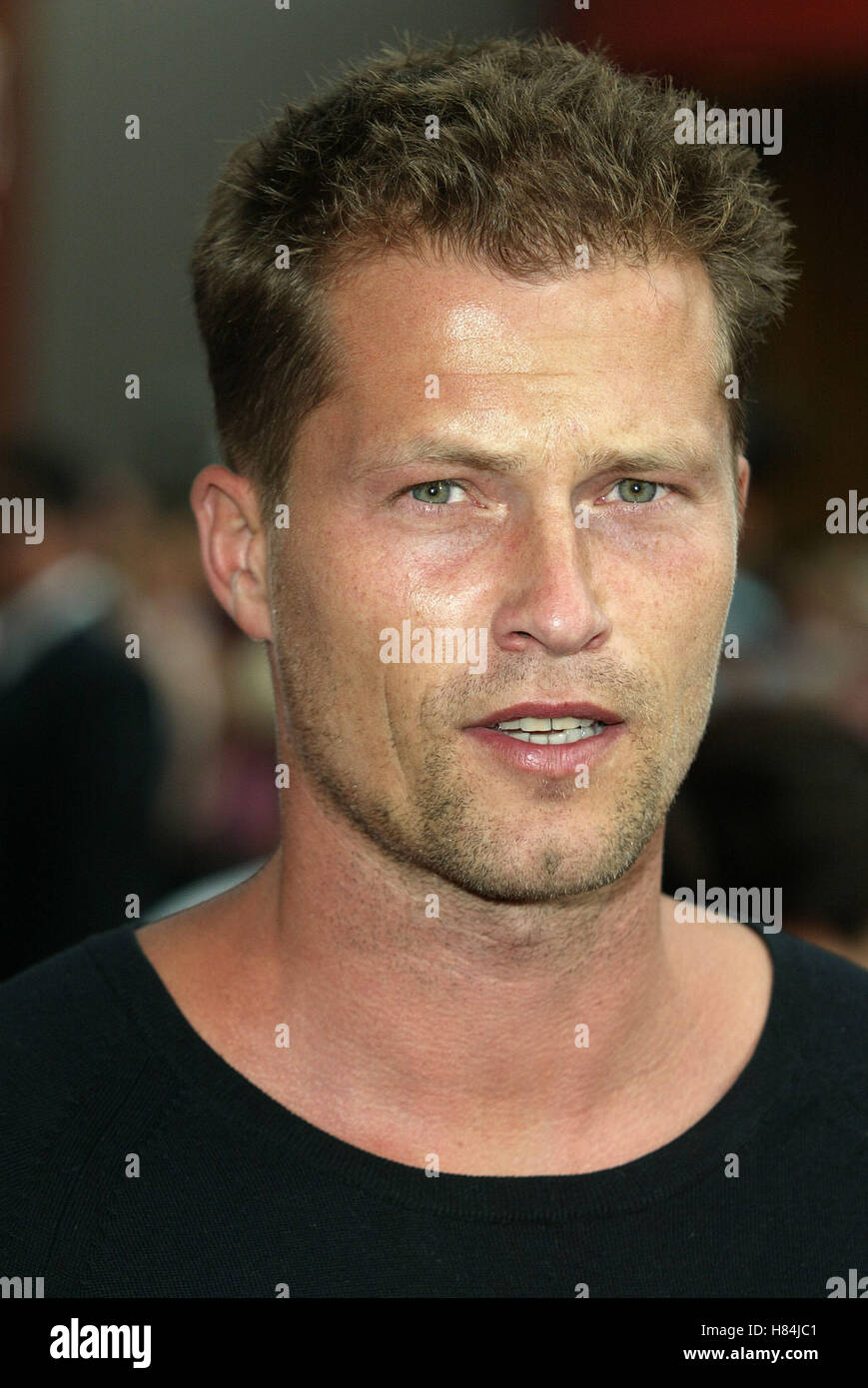 869x1390  Til Schweiger HD обои | Pxfuel