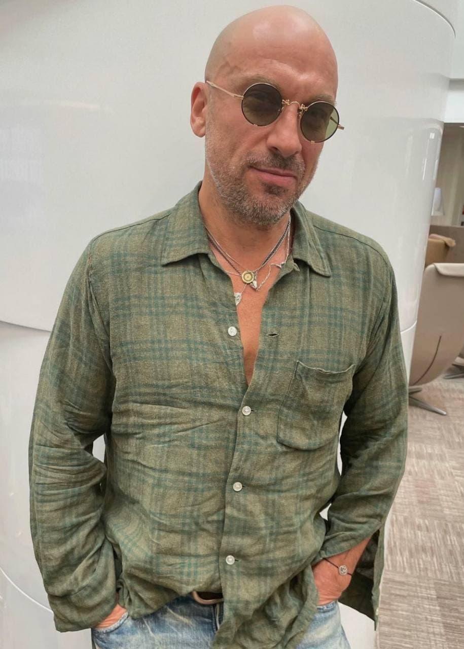 915x1280  Дмитрий Нагиев взбудоражил фанаток \"обнаженным\" фото » Независимое  интернет-издание \"ДНИ24\"