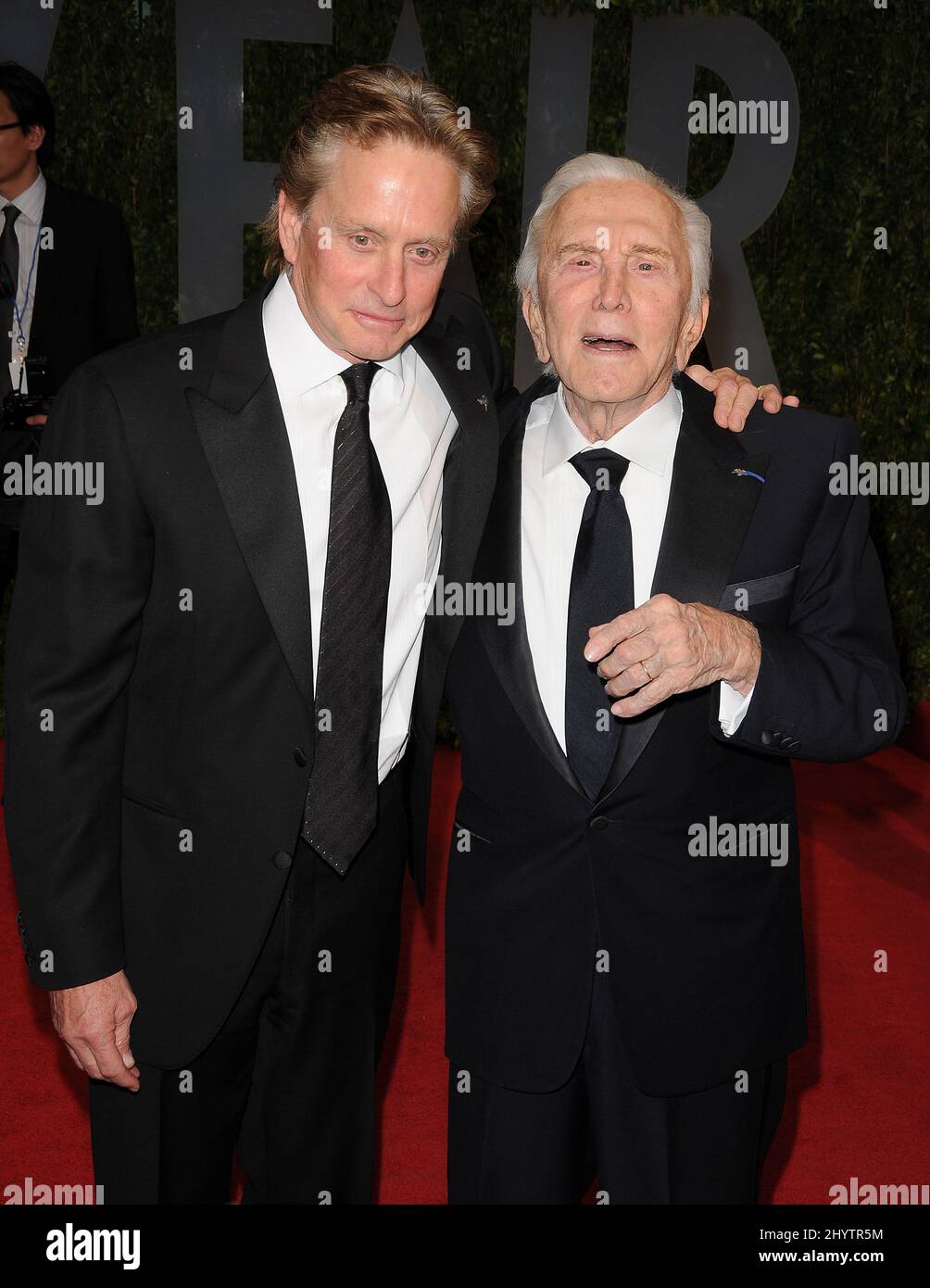 1004x1390  S'estaca \ ": Майкл Дуглас Verkauft Sein Traumanwesen Auf Mallorca | gq Germany