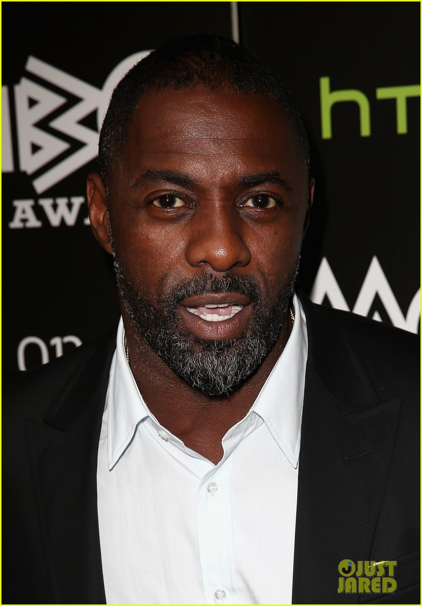 851x1222  Обои Идрис Эльба - пещера обоев