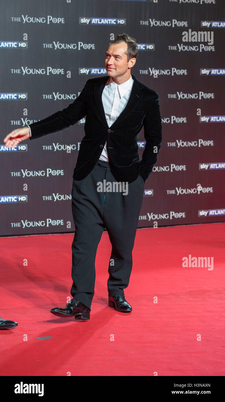 778x1390  В руке Бога HD обои | Pxfuel