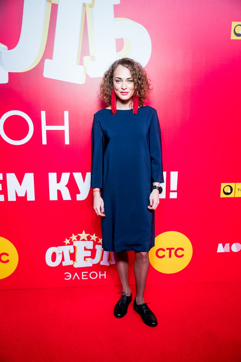 800x1200  Аглая Тарасова вспомнила о романе с Ильей Глинниковым в сериале \"Интерны\