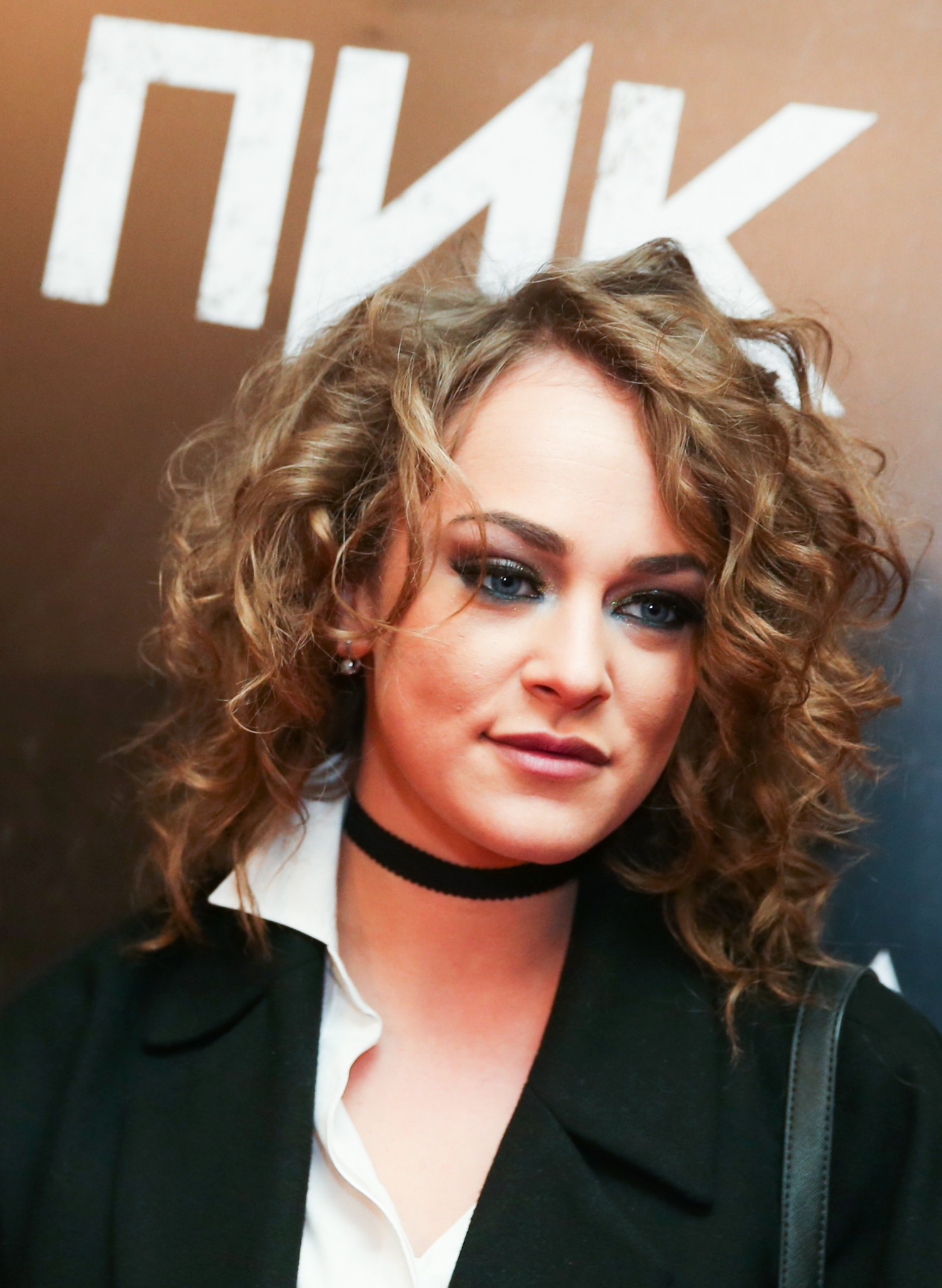 1500x2051  Филипп Янковский: поборовшего рак актера застали с красотками без жены,  подробности, последние новости, читать онлайн, семья :: Шоу-бизнес :: Дни.ру