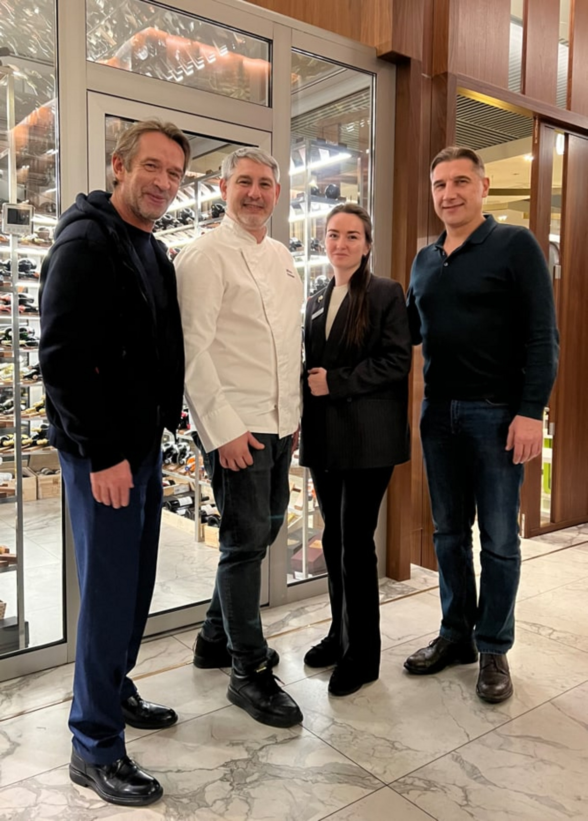 1200x1677  Владимир Машков в Екатеринбурге: ресторан Gavi - фото