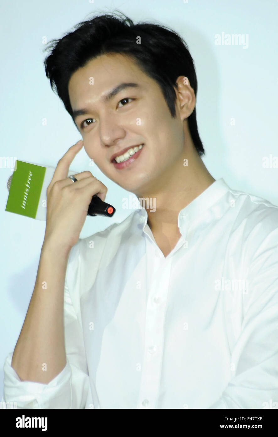 886x1390  Lee Min Ho -fotos und -bildmaterial в Hoher auflösung -Alamy
