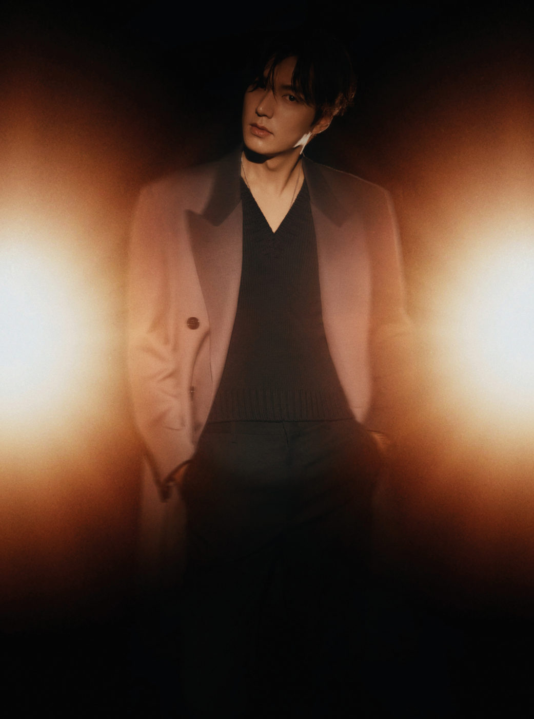 1041x1400  Lee Minho для журнала GQ Korea Femorgy выпуск - Kpopmap