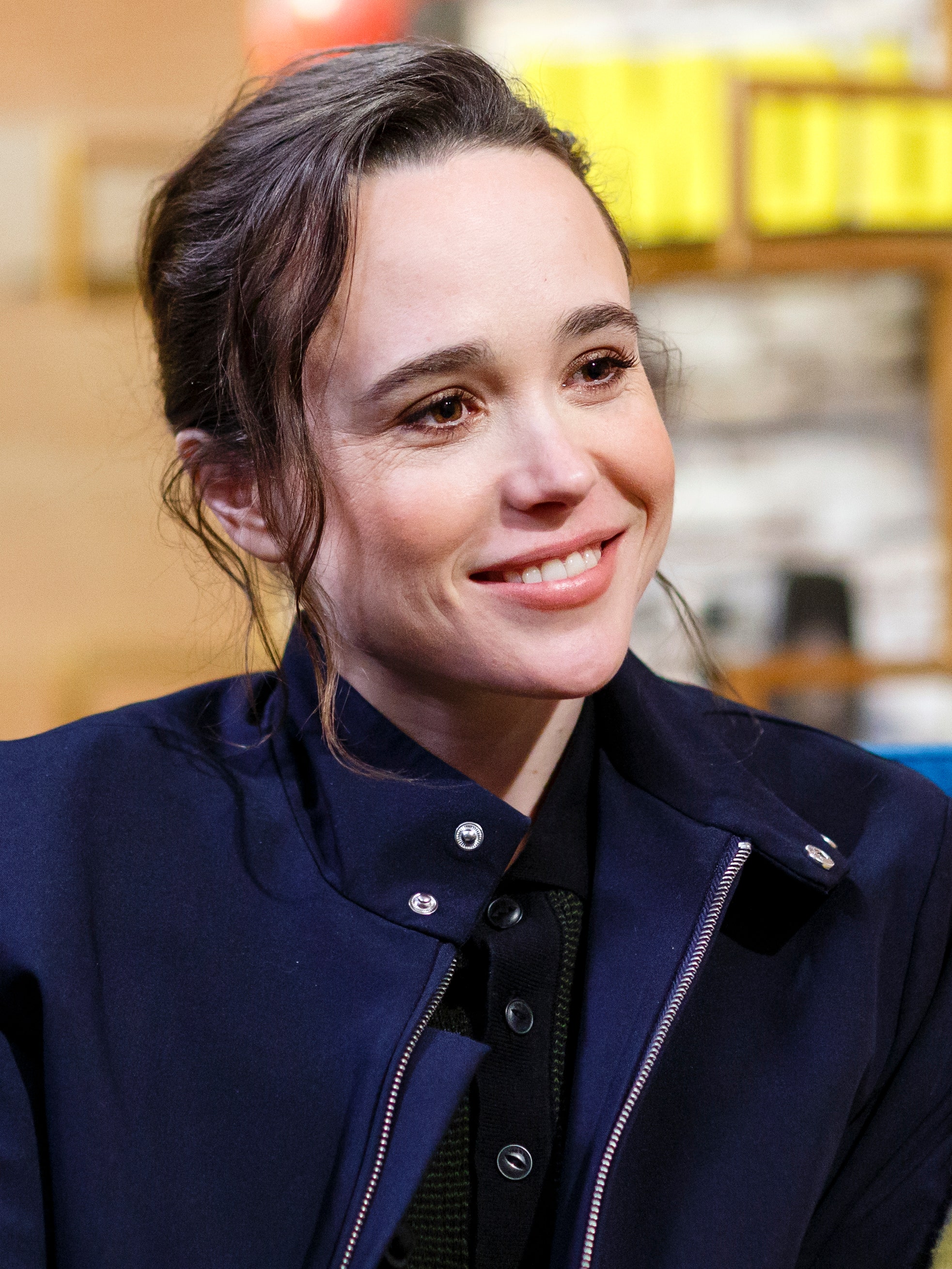 1965x2620  Elliot Pages Met-Gala-Clook Verbirgt Eine Geheime Queer-Nachricht | Vogue Germany