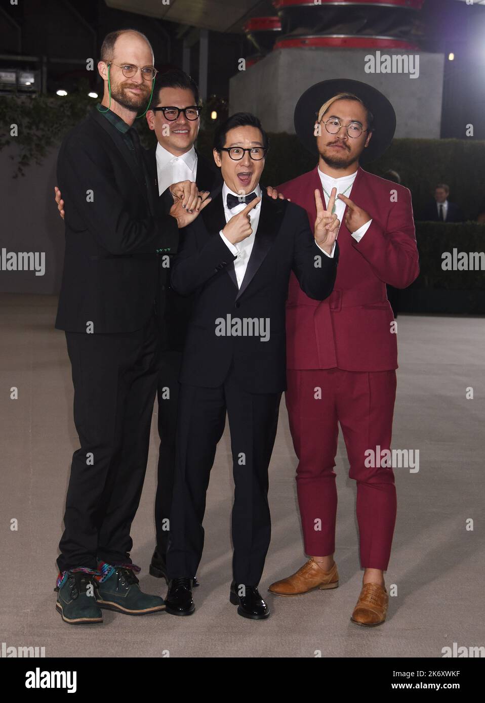 958x1390  Дэн Кван Hi -Res stock Photography и Images - Alamy