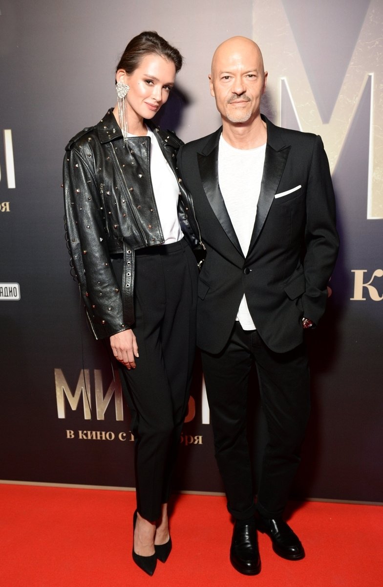 784x1200  СМИ: Федор Бондарчук и Паулина Андреева назначили дату свадьбы