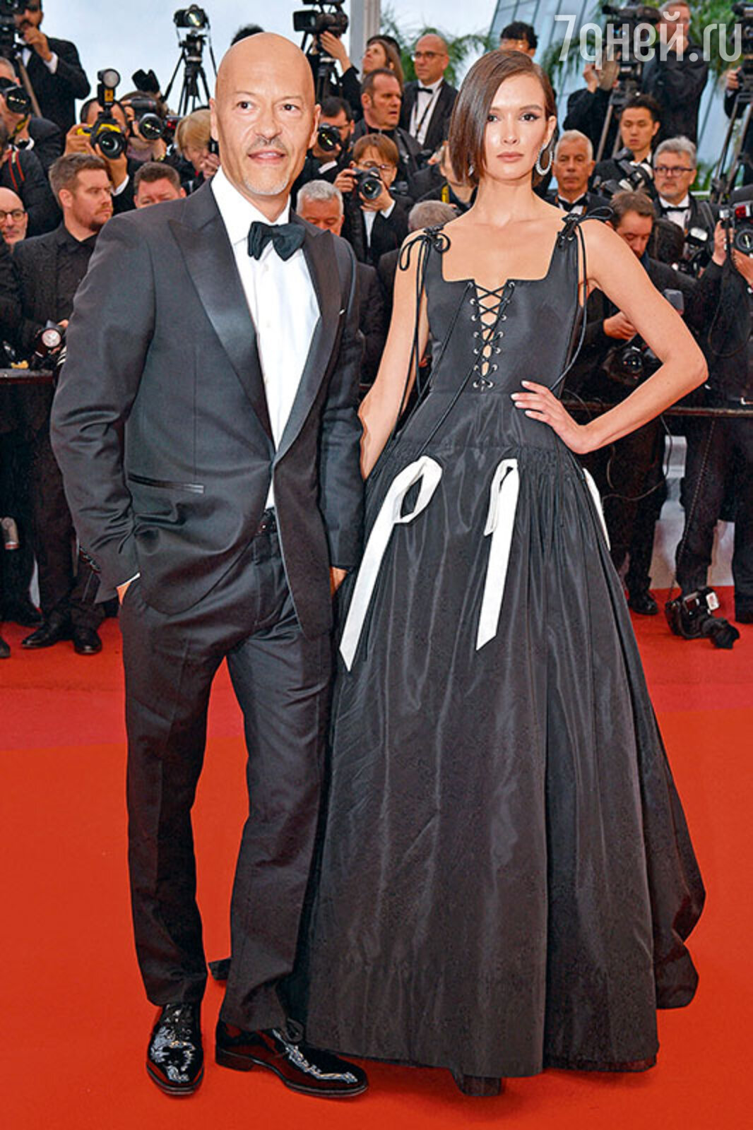 1066x1600  Александр Васильев: «Паулина Андреева и Наталья Водянова оделись лучше, чем  западные звезды» - 7Дней.ру