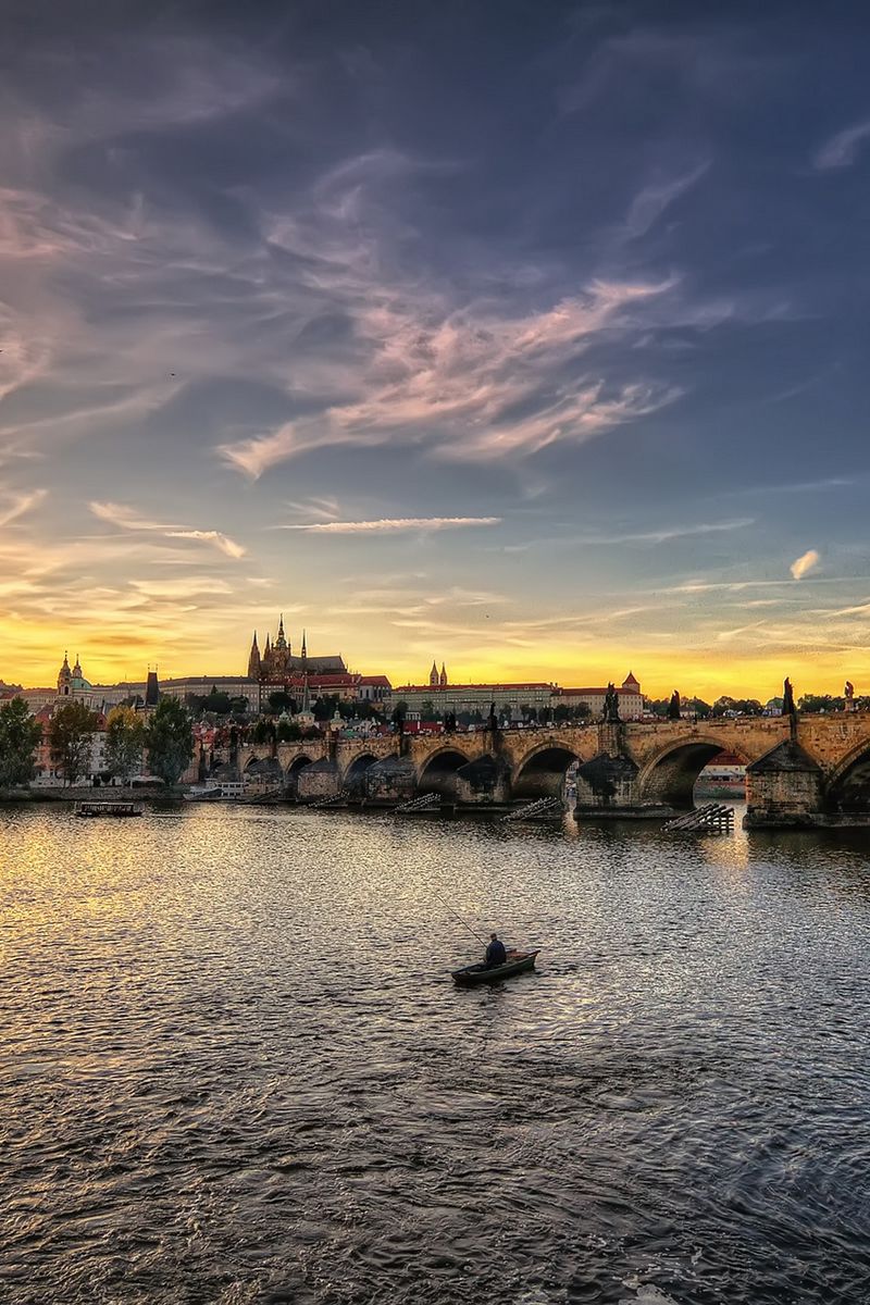 800x1200  Wallpaper Чешская Республика Прага Город - Прага - 800x1200 - Скачать HD обои - WallpaperTip