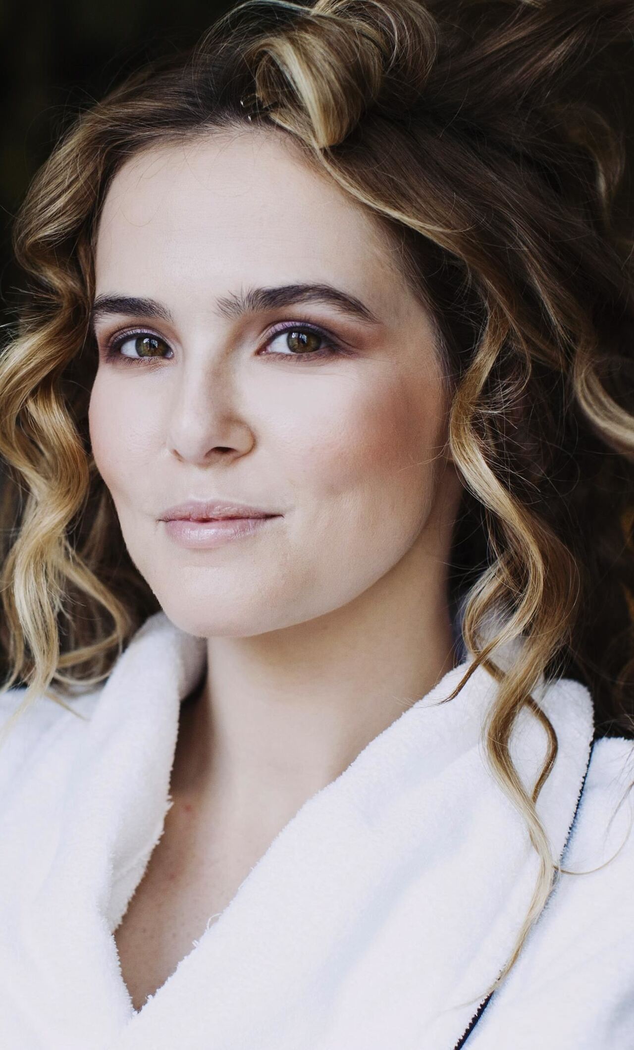 1280x2120  Avan Jogia \ U0026 Zoey Deatch: «Какая пара!» Преимущества концерт: фото 552885 | Avan Jogia, Janel Parrish, Zoey Deutch Pictures | Просто Джаред младший