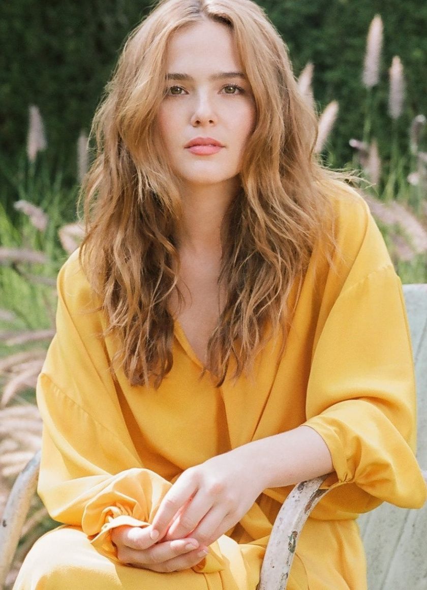 840x1160  1125x2436 Zoey Deatch 2021 iPhone XS, iPhone 10, iPhone X HD 4K Обои, изображения, фоны, фотографии и картинки