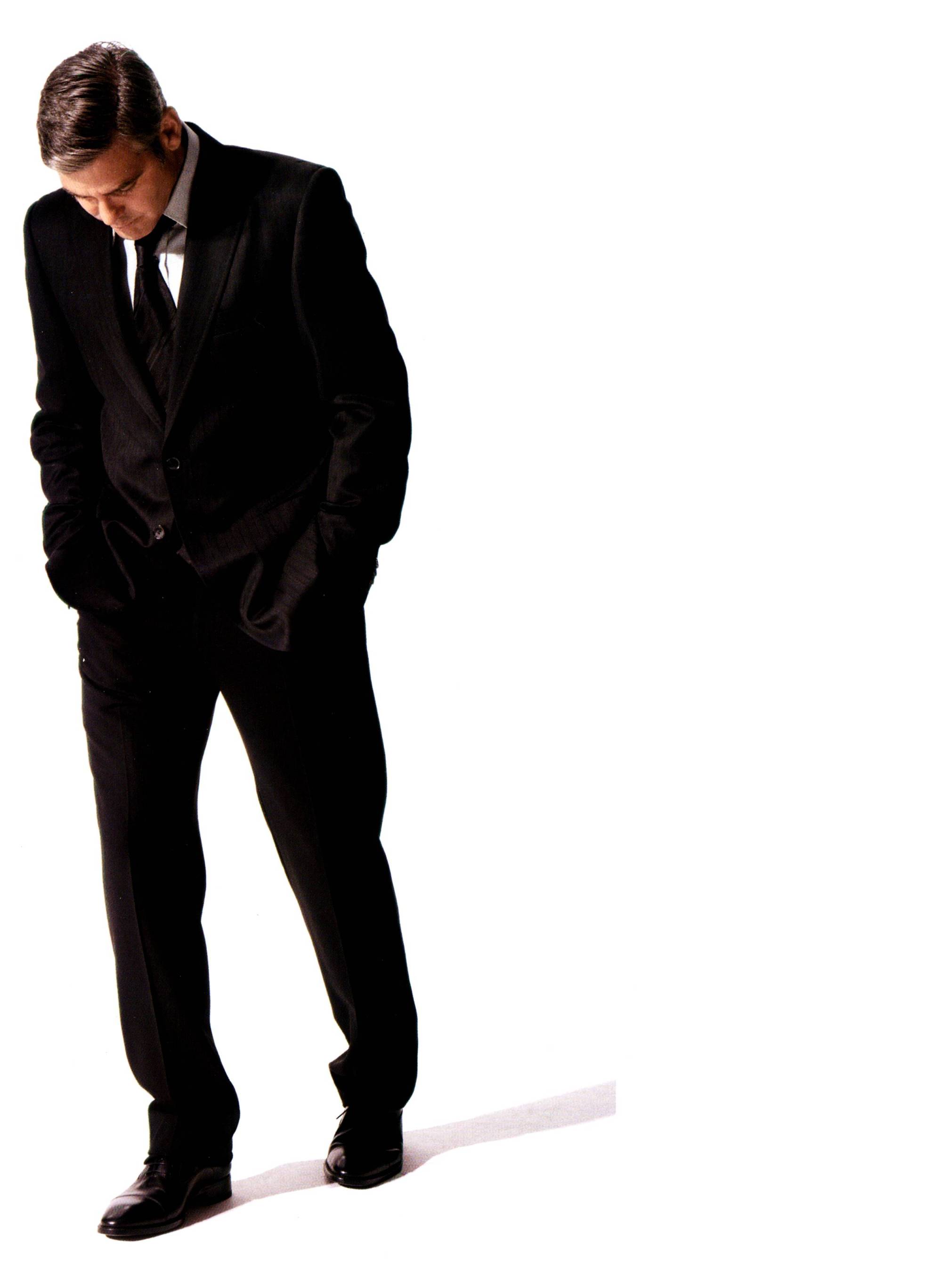 2000x2734  Джордж Клуни прибывает в Национальный совет по рассмотрению наград GALA.