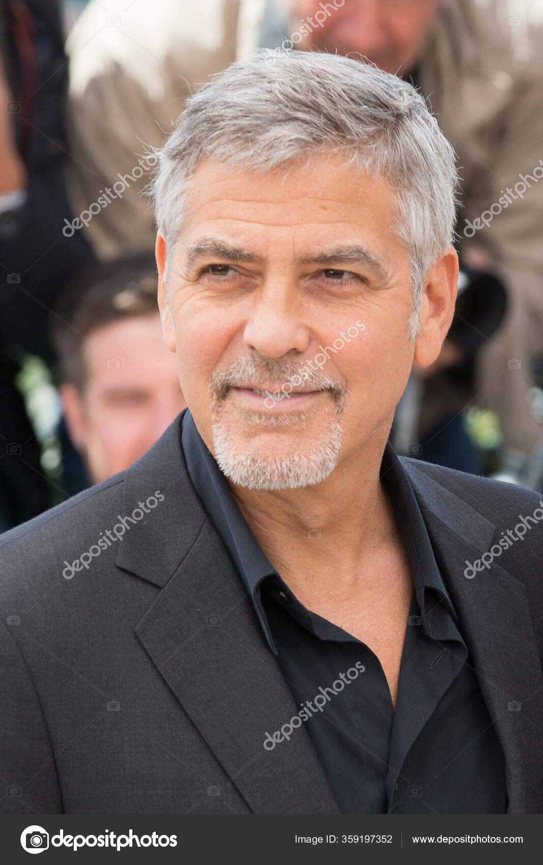 1067x1700  Джордж Клуни Джулианна Маргулис Легенды Джулианна Маргулис [3600x4623] для вашего, мобильный \ U0026 планшет HD Телефон Обои | Pxfuel