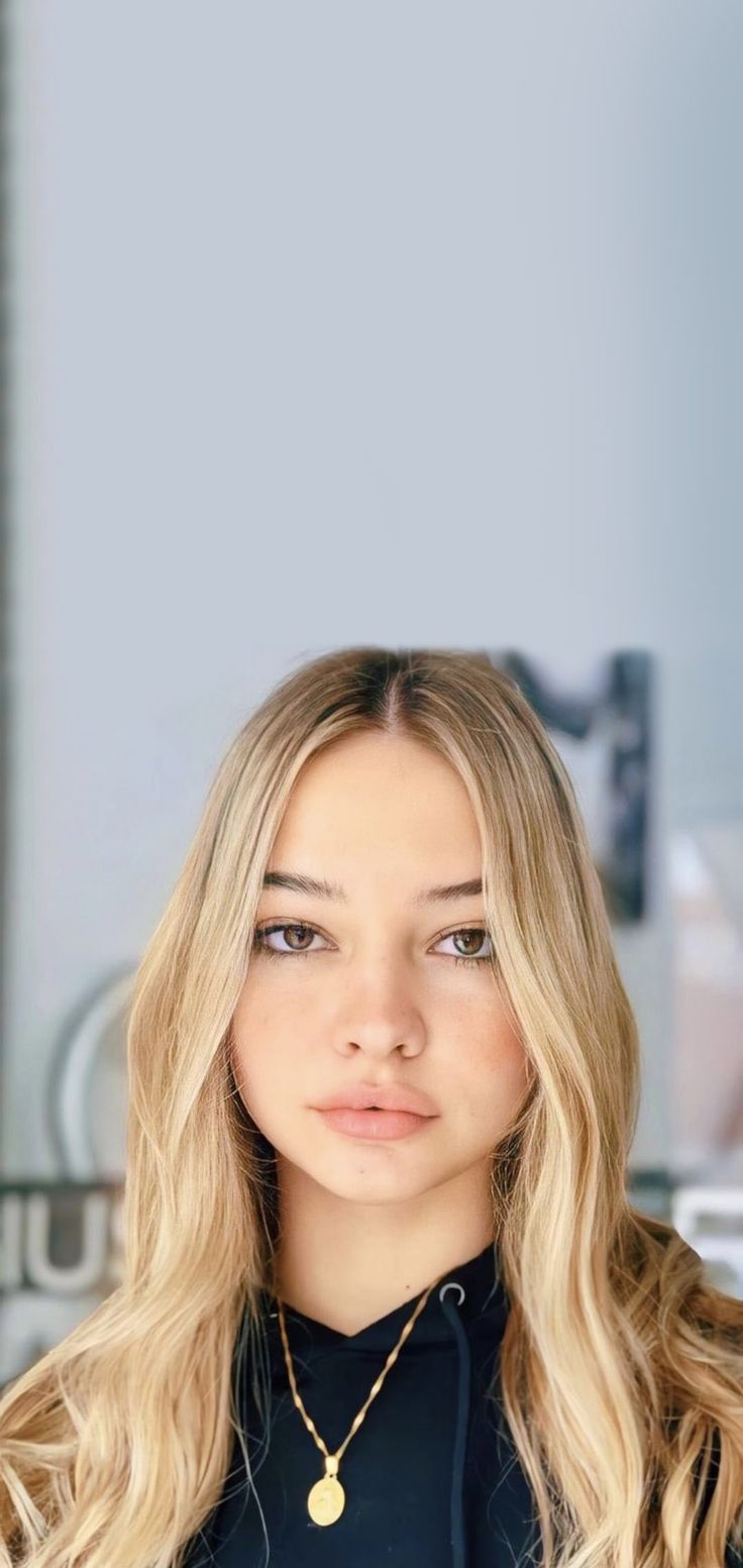 736x1553  Мадлен Клина Бикини Фото: «Лучшие купальники Внешних банков»