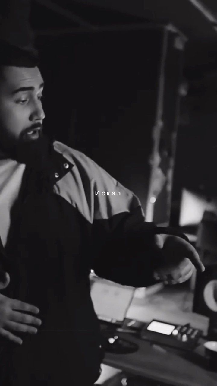 720x1280  𝙃𝘼𝙈𝙈𝘼𝙇𝙄 \u0026 𝙉𝘼𝙑𝘼𝙄 𝙓 𝙅𝘼𝙃 𝙆𝙃𝘼𝙇𝙄𝘽 on Instagram:  “Неслучайно тебя встретить🖤” | Historical figures, Historical, Che guevara