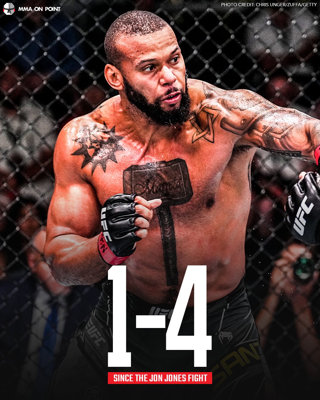 1080x1350  Майк Тайсон абсолютно поднят перед своим боксерским матчем против Роя Джонса -младшего (PIC) - mmamania.com