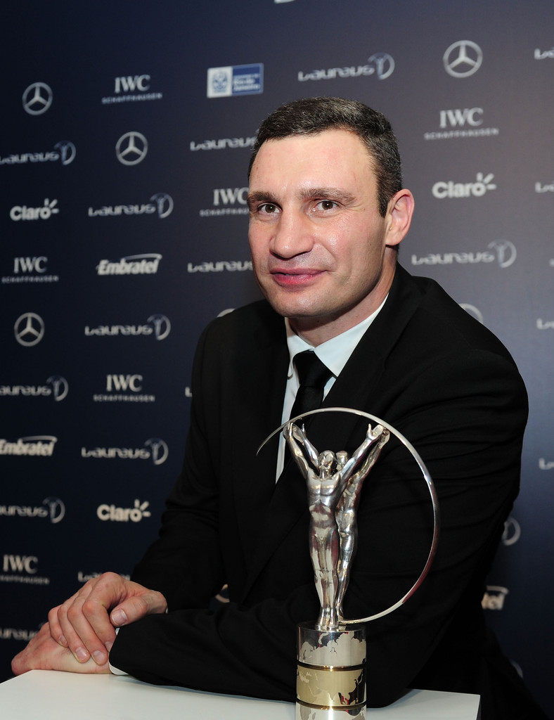 788x1024  Hayden Panettiere y Wladimir Klitschko fondos de Pantalla imágenes por brady-8 | Imágenes Españoles Imágenes