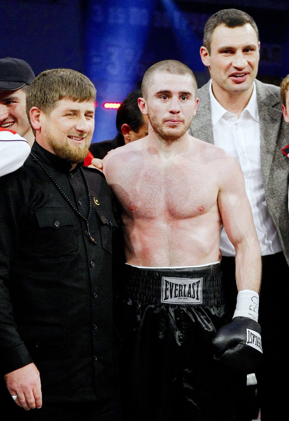 920x1339  DER PROFI-BOXER WLADIMIR KLITCHKO UND SEINE FREUNDIN, Die Schauspielerin Nous-Hayden Panettiere, Kommen Am Samstag (30.01.2010) Zum Tourauftakt Der Show