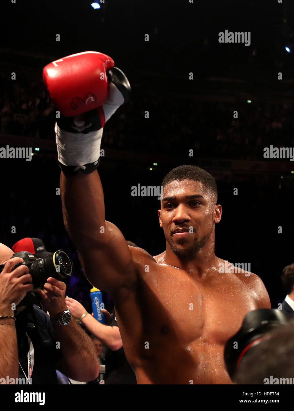 993x1390  Энтони Джошуа x British GQ - Олливер Шарп