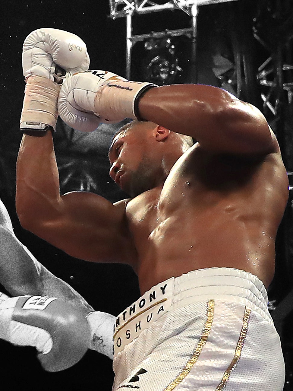 972x1296  FightPost: MMA \ U0026 Boxing - Энтони Джошуа оставляет Sky \ U0026 Его бои теперь будут исключительно на Dazn. | Facebook