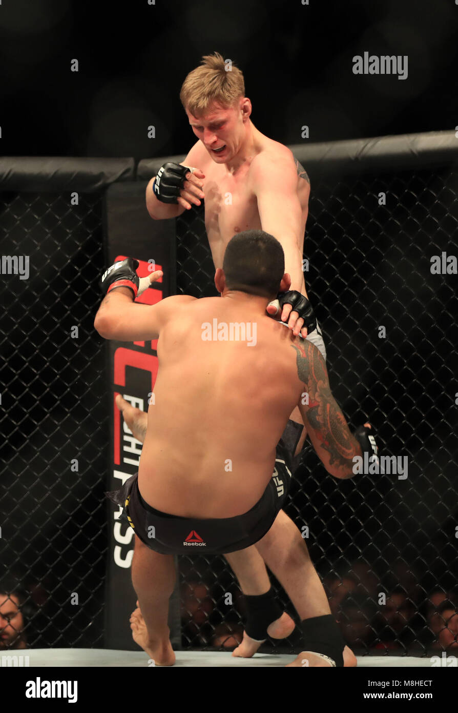 894x1390  Александр Волков · Код костюма · Divisare