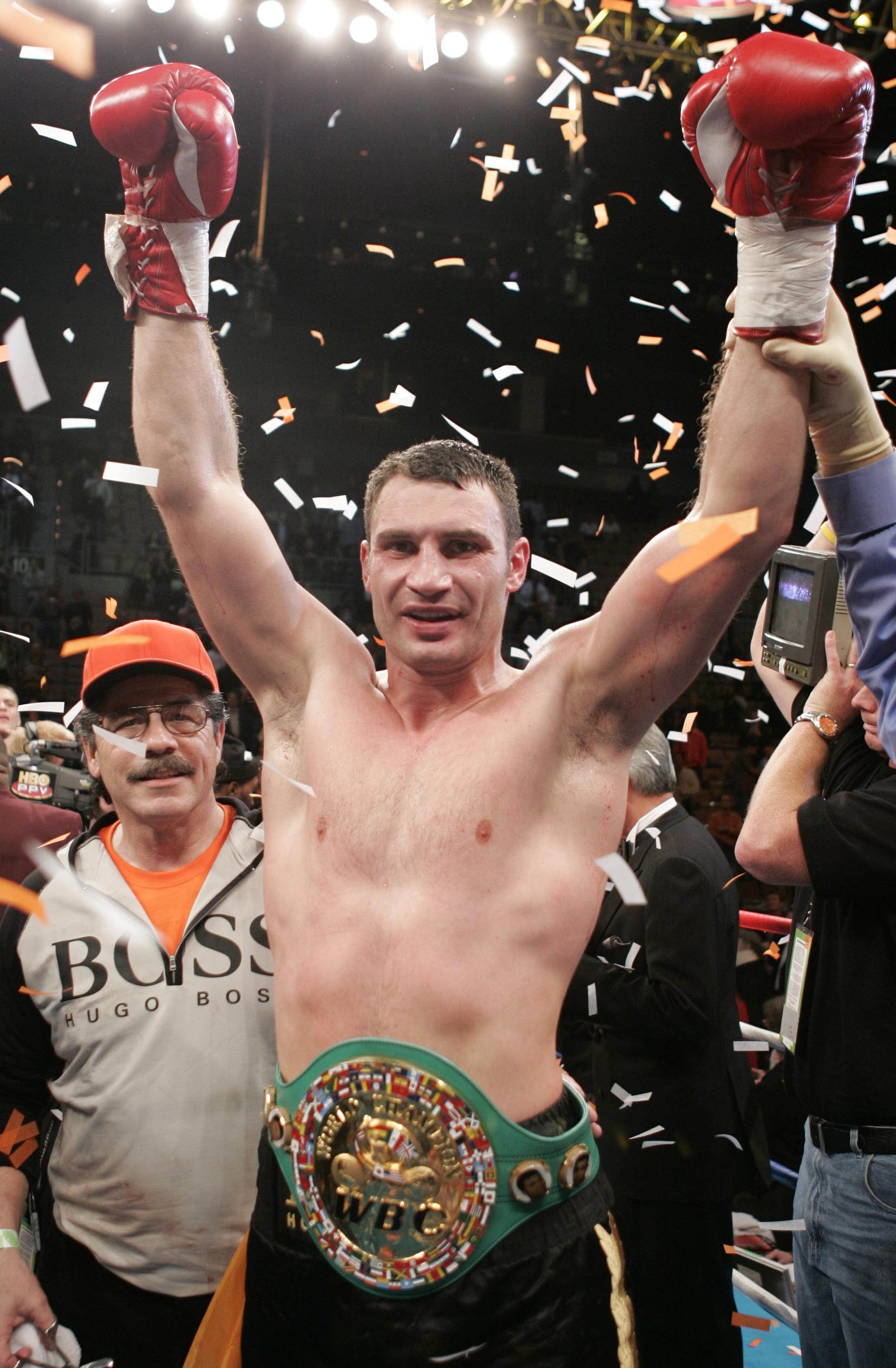 1932x2947  Vitali Klitschko и Wladimir Klitschko Banque de Photographies et D'Images à Haute Résolution - Стр. 2 - Алами