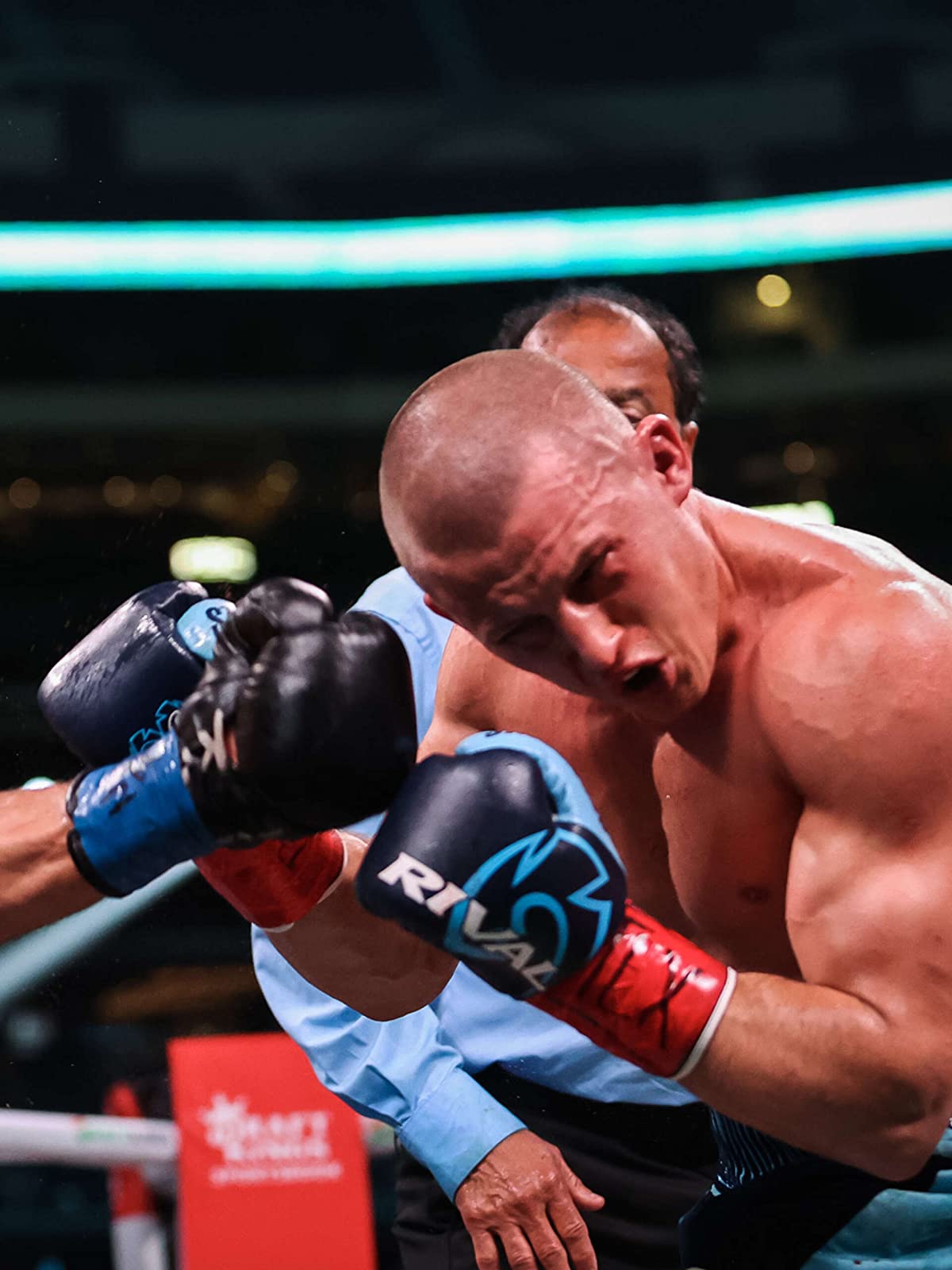 1200x1600  Благотворительность: Мухаммед Али подписал нокаутирующее бокс фото