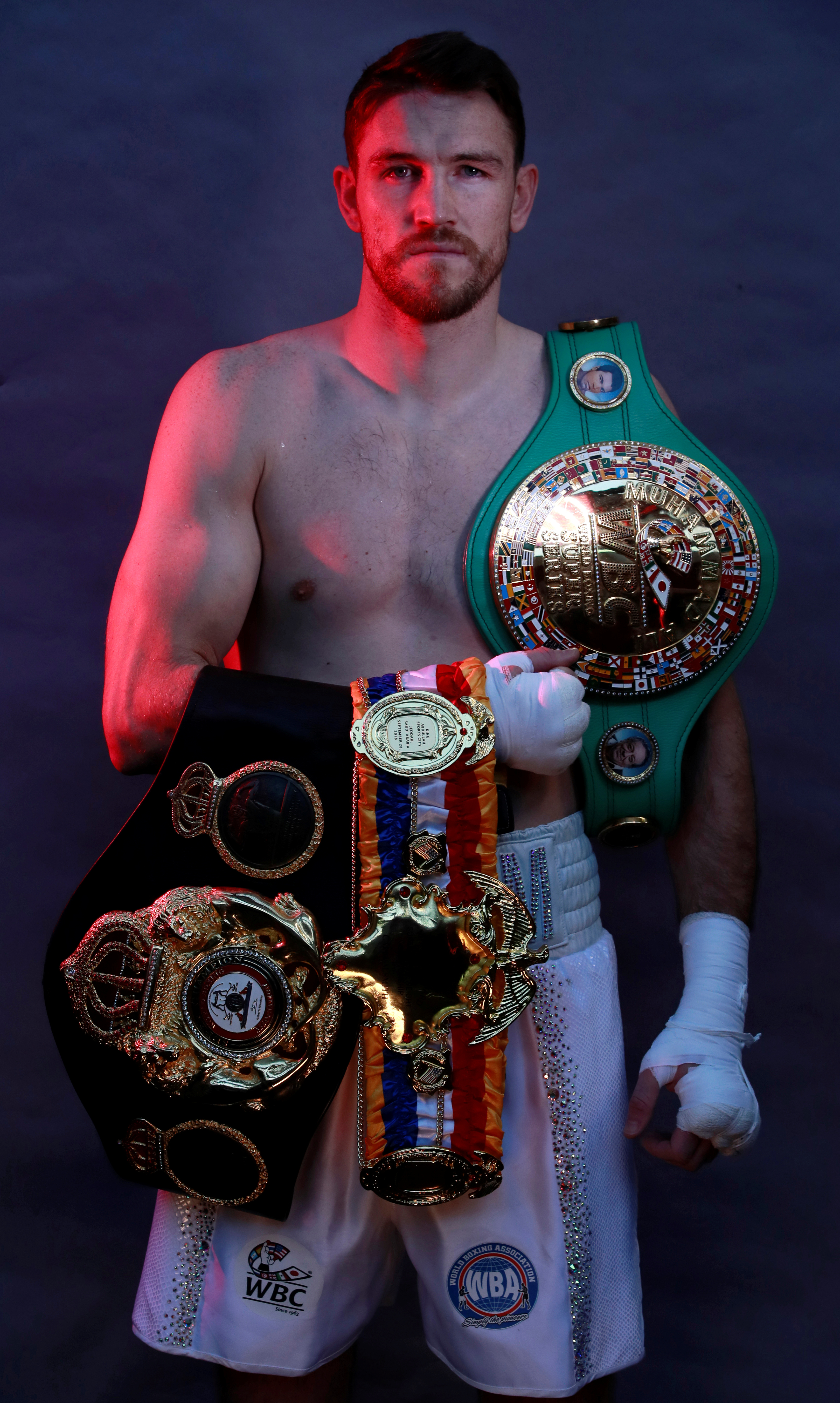 3239x5404  Mayweather Canelo Hi -Res stock Photography и Images - Alamy