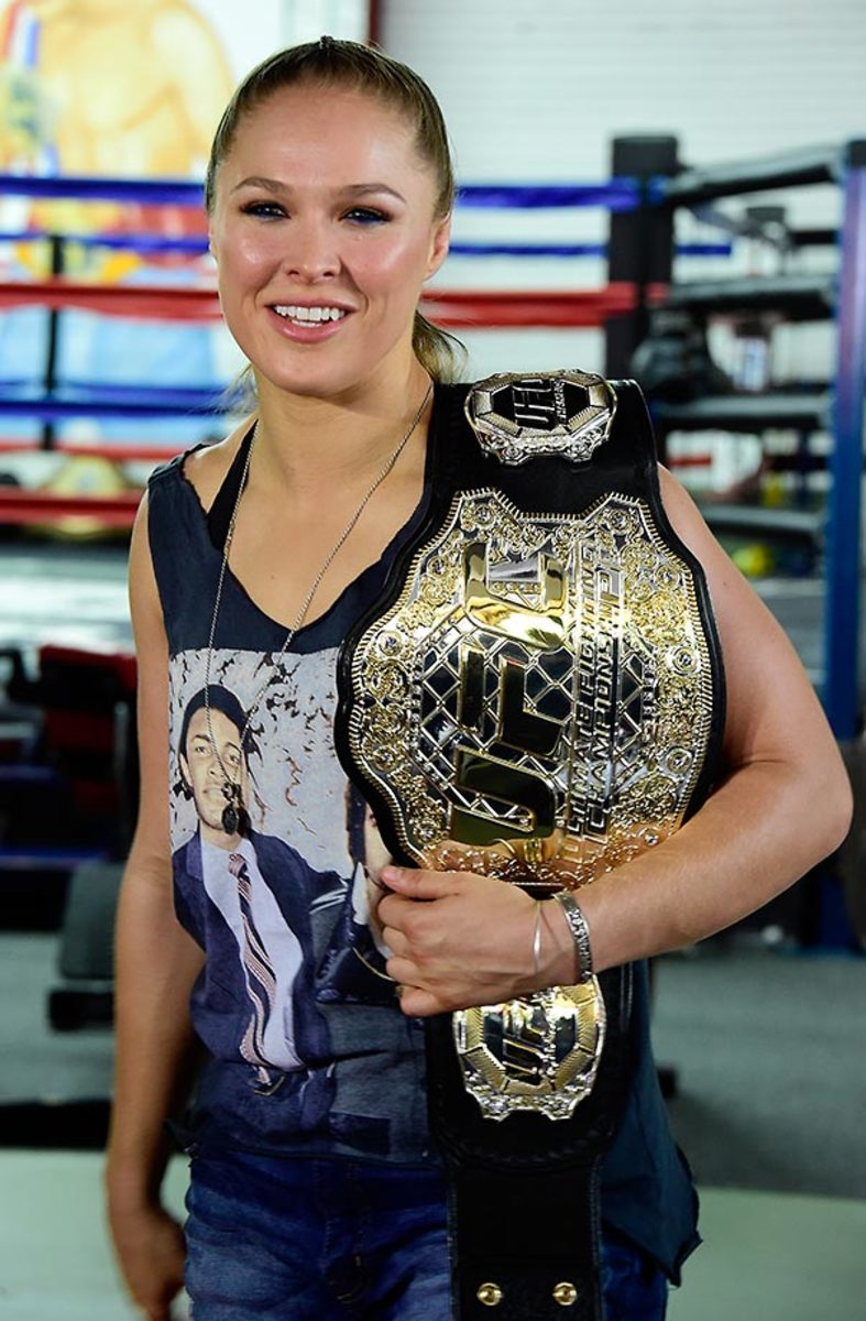 787x1200  PIN -код на Ronda Rousey Iphone обои скачать бесплатно