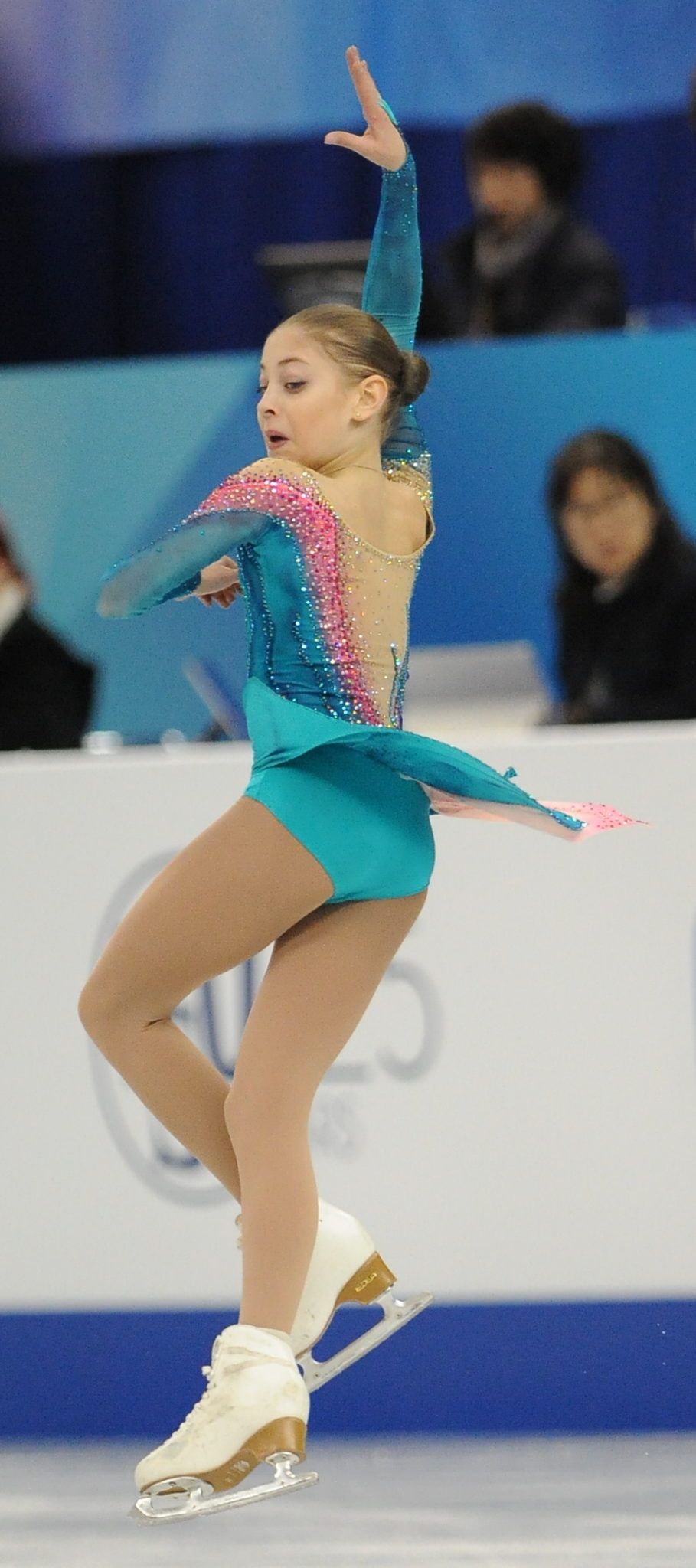 909x2048  Алена Косторая |女子 フィギュア, フィギュア スケート 女子, フィギュア スケート スケート スケート スケート