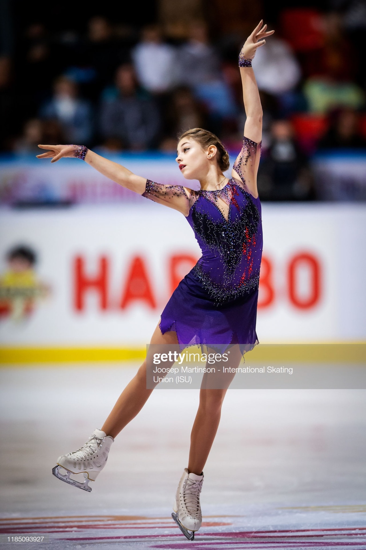 1280x1919  Файл: чемпионат Российского фигурного катания 2019 года Алена Косторайя 2018-12-21 15-25-11 (2).