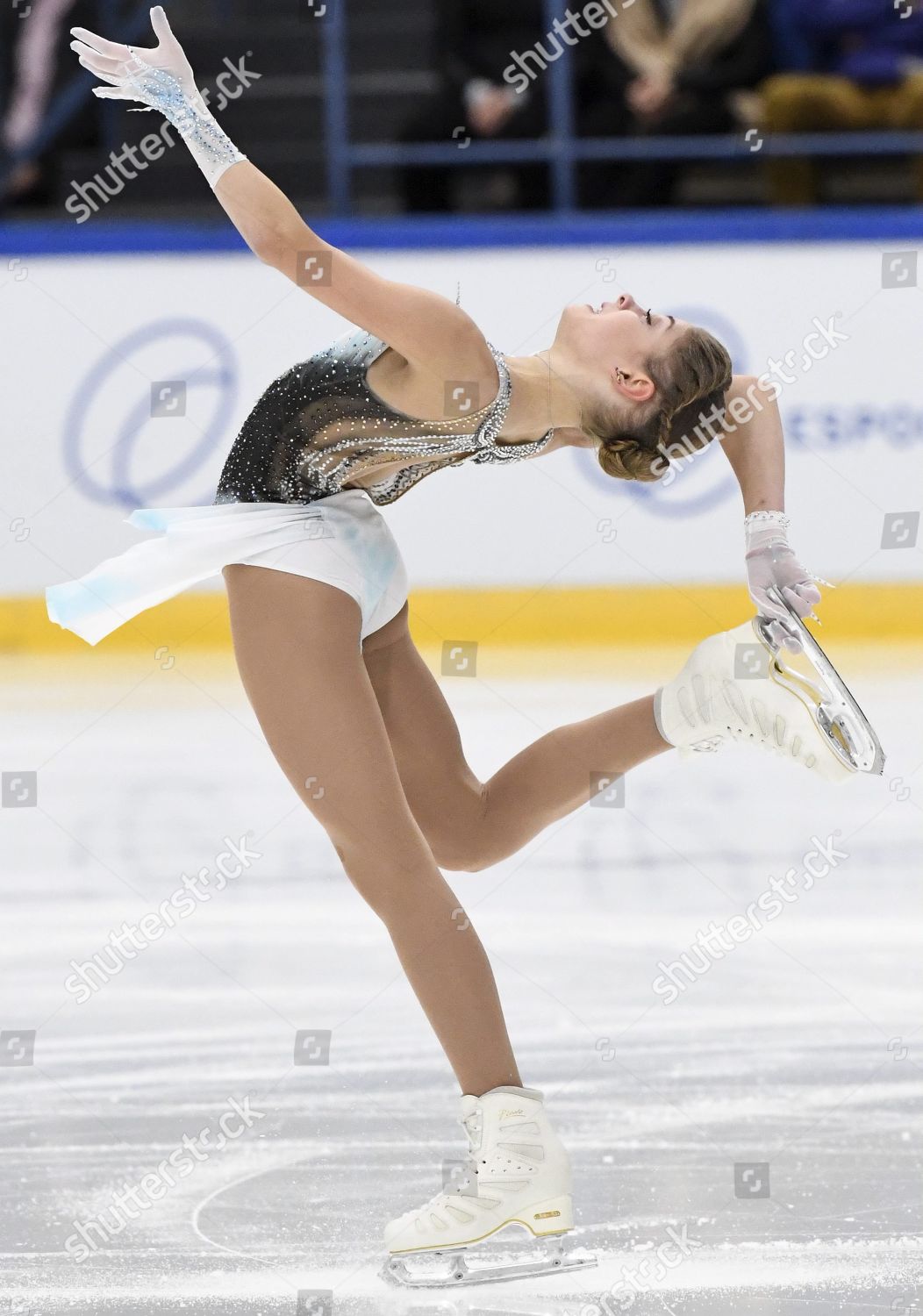 1052x1500  Alena Kostornaia из России установила ... - ISU фигурное катание | Facebook