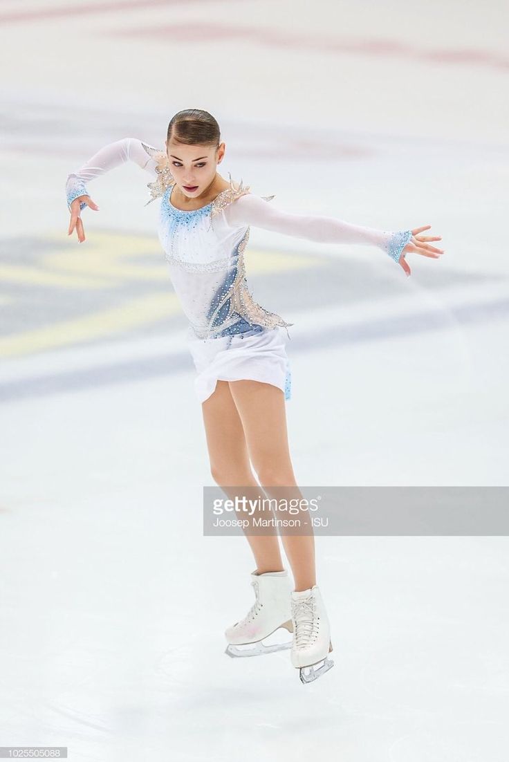 736x1102  Valieva утверждал, что положительным тестом было смешивание с Dardfather's Heart Drug - МОК | Рейтер