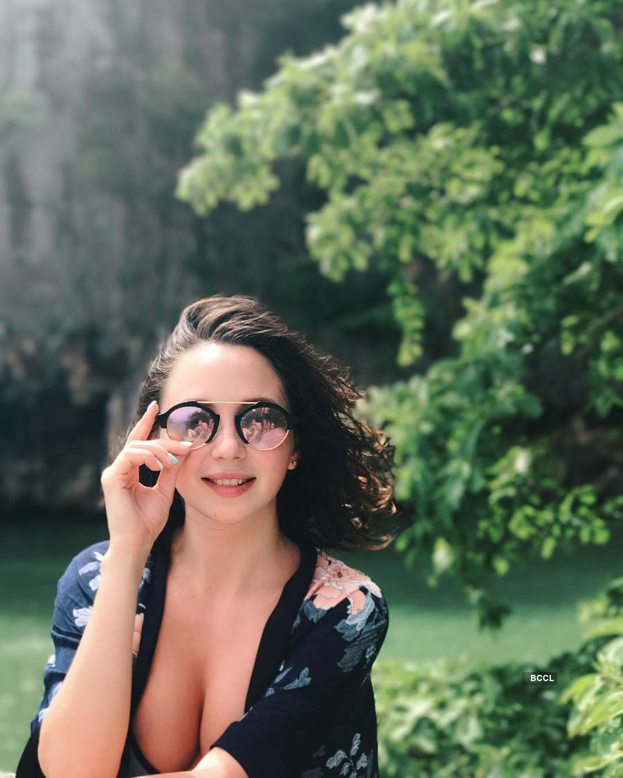 900x1124  Elizaveta Tuktamysheva (RUS) Редакционная программа Редакционное изображение - изображение конкуренции, элемент: 22136774