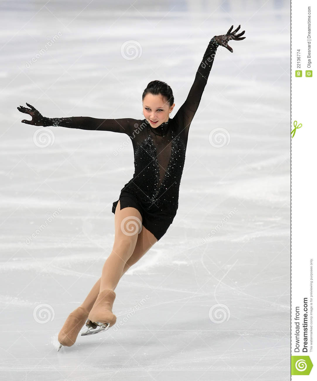 1083x1300  РУССИС ЭЛИЗАВЕТА ТУКТАМИШЕВА выполняет женские короткие редакционные фото - стоковое изображение | Shutterstock