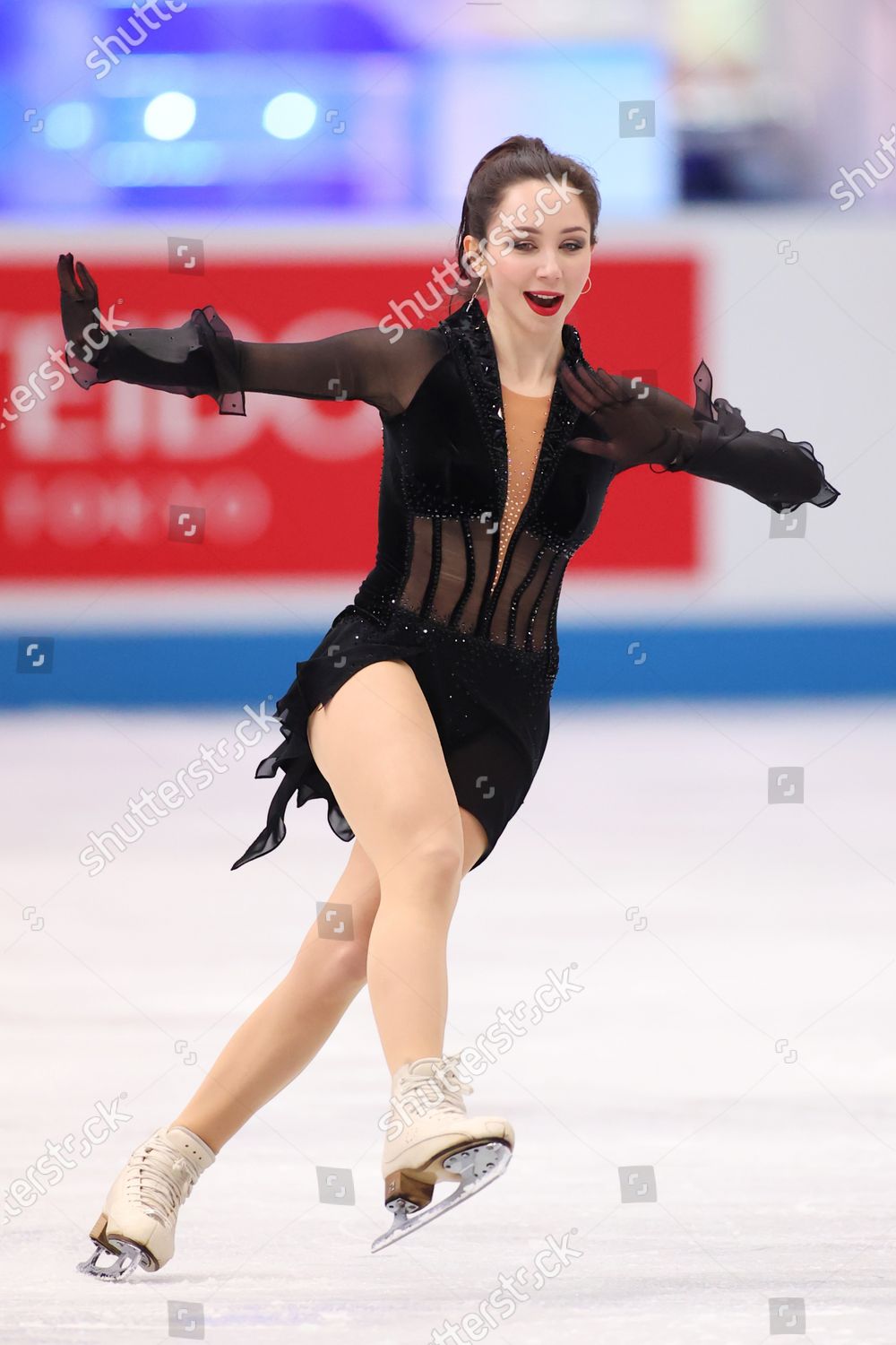 1000x1500  Мария в БКК 📷🇺🇦 В Твиттере: \ "Элизавета Туктамишева - короткая программа на чемпионате России 2018 года, алихар -айоктамэва - Коройя. co / dkcxtokd5v \ " / Twitter